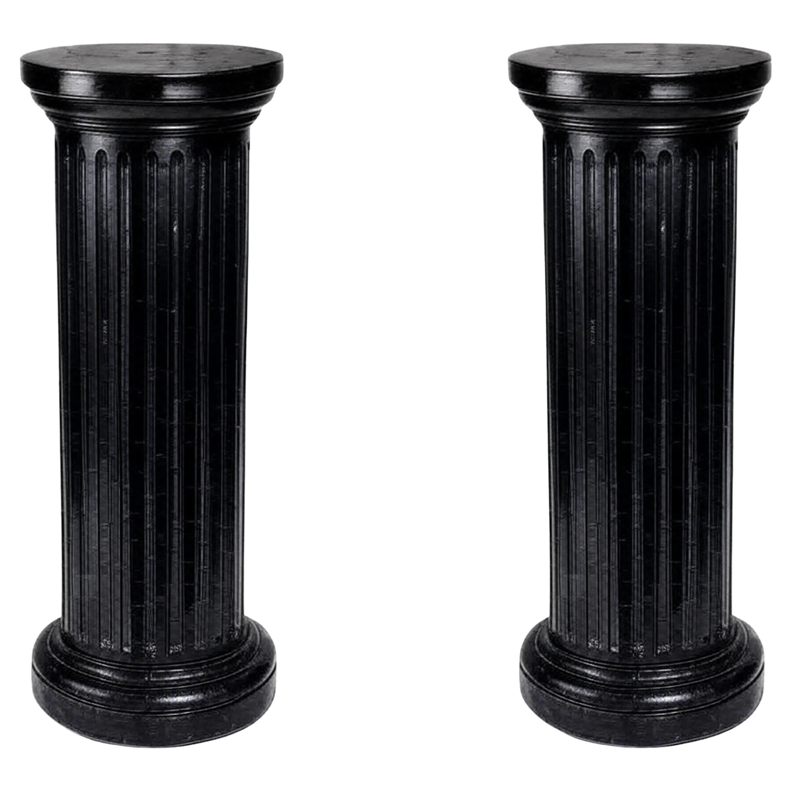 Coppia di colonne scanalate in Wood e lacca nera, stile Louis Philippe, XIX secolo