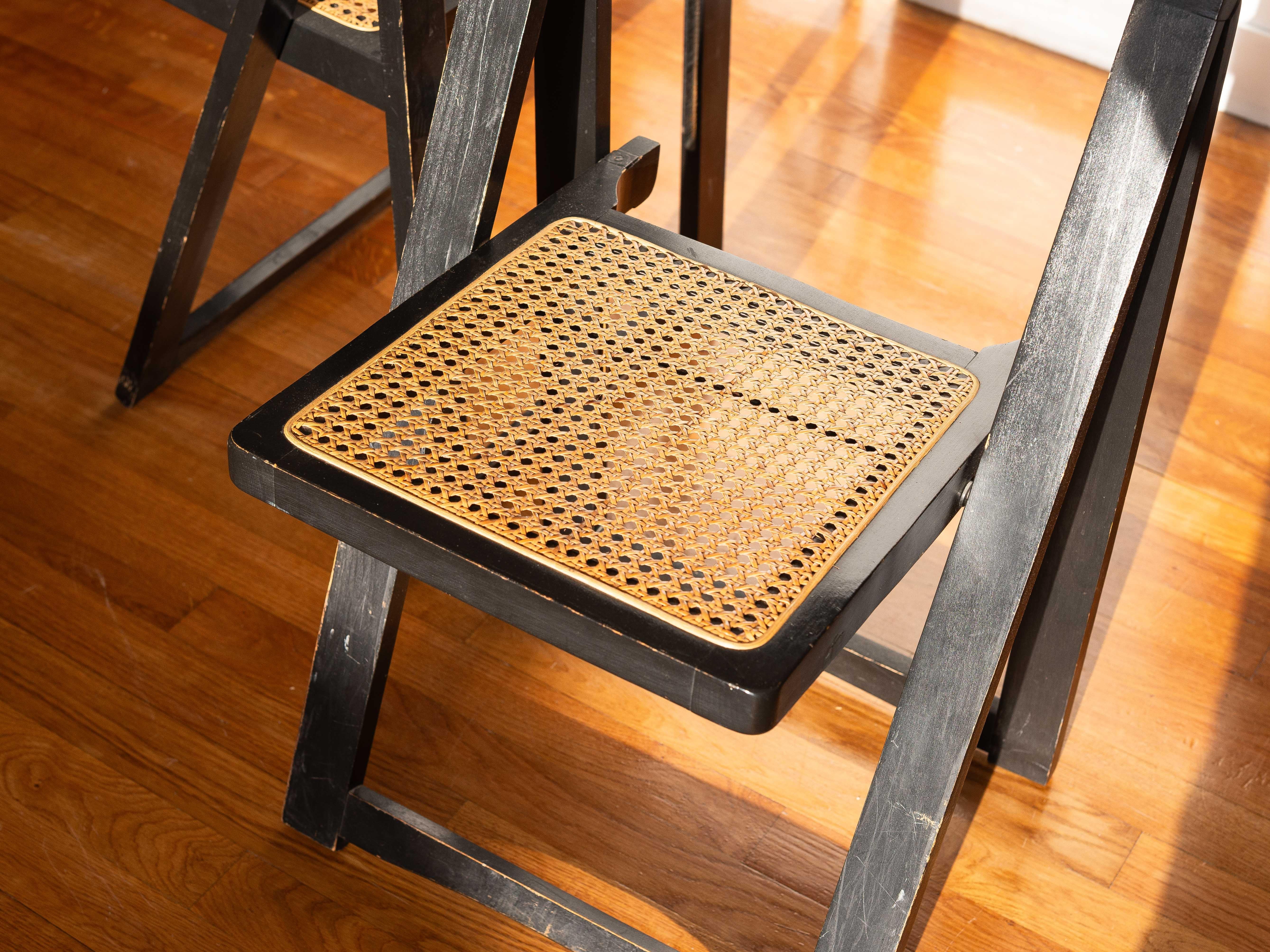 Pair of Foldable Chairs - Aldo Jacober for Bazzani, Wood & Rattan - Italy 1960s in vendita 1