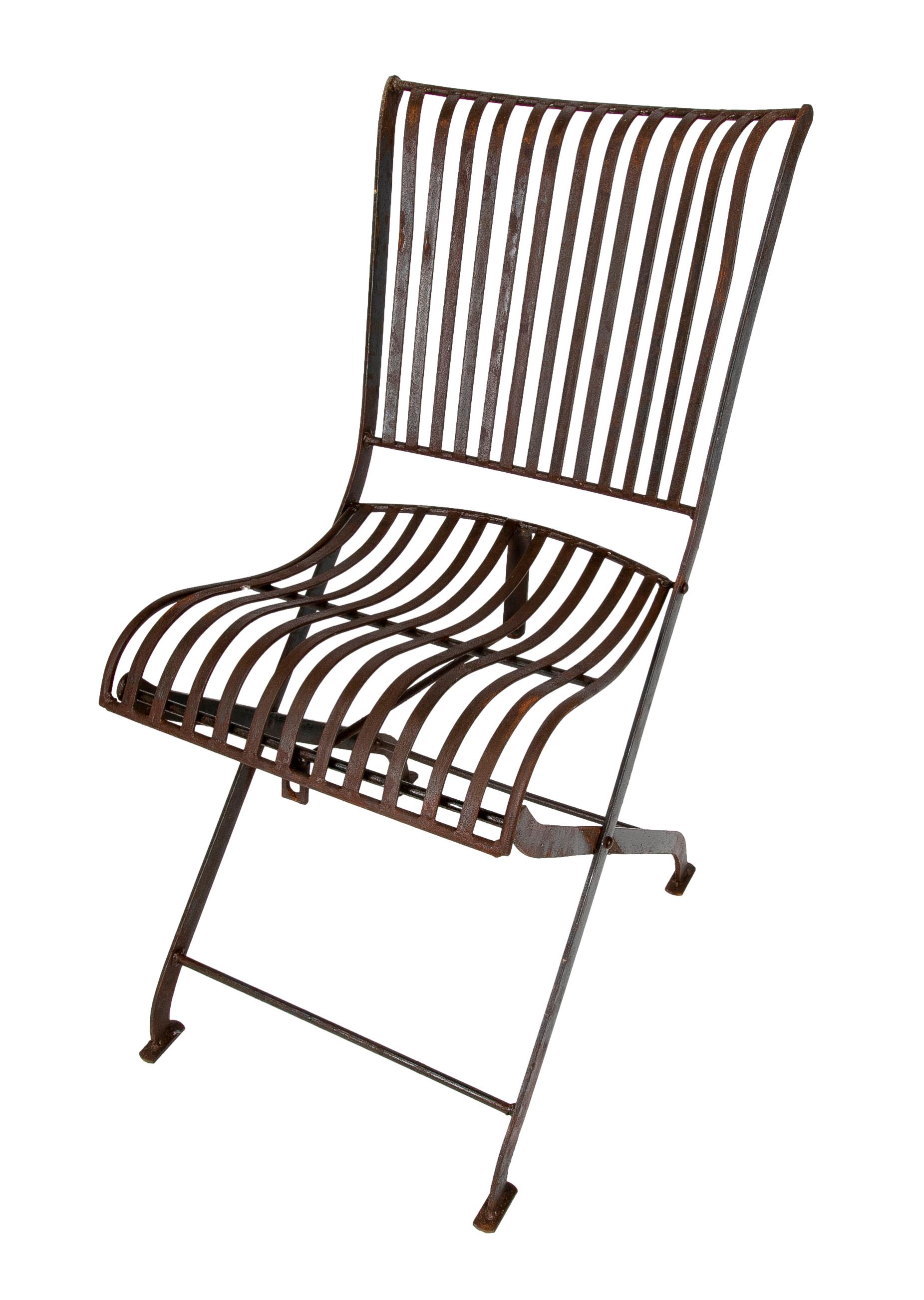 Contemporary Pair of Foldable Iron Garden Chairs For Sale