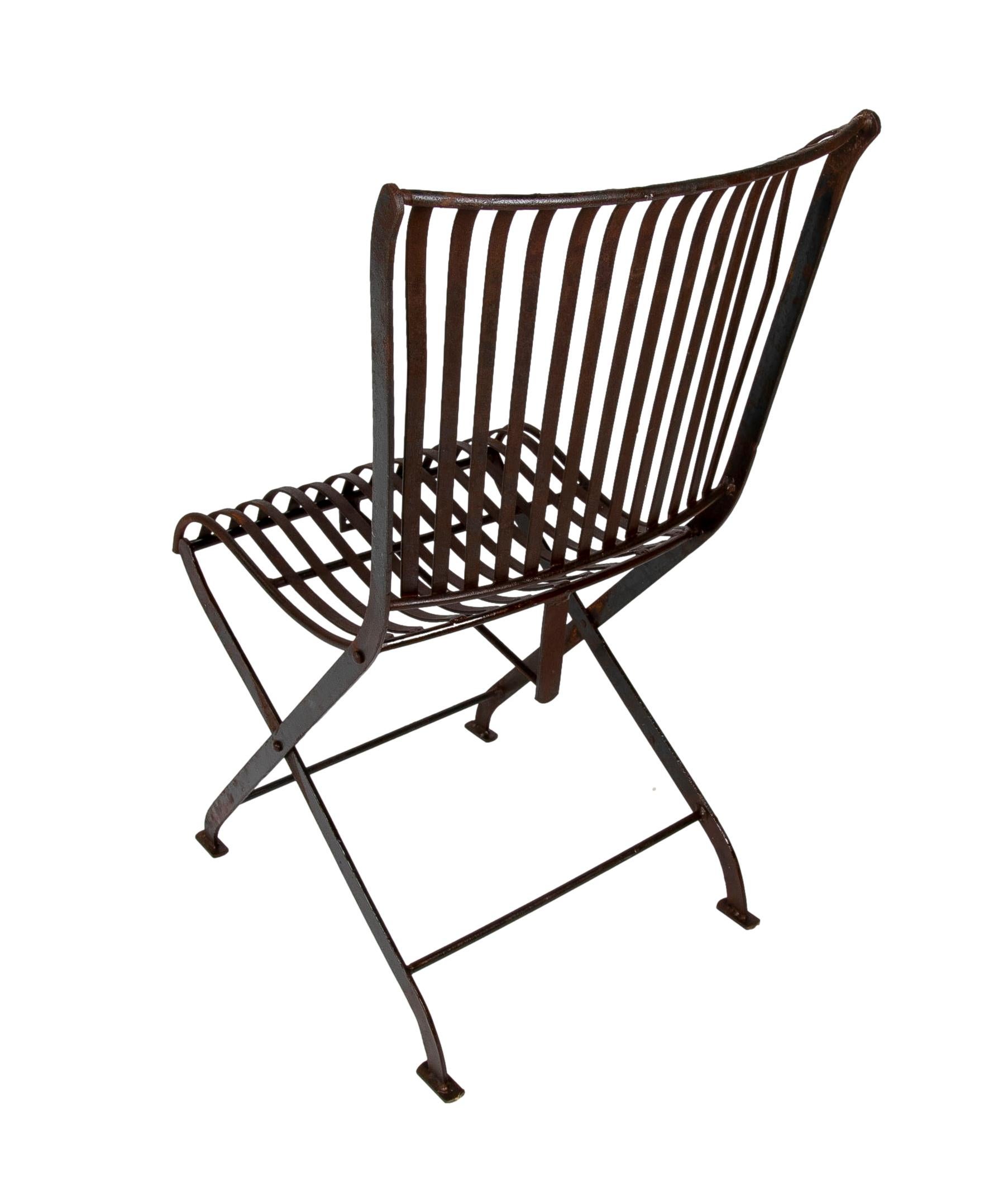 Pair of Foldable Iron Garden Chairs For Sale 4