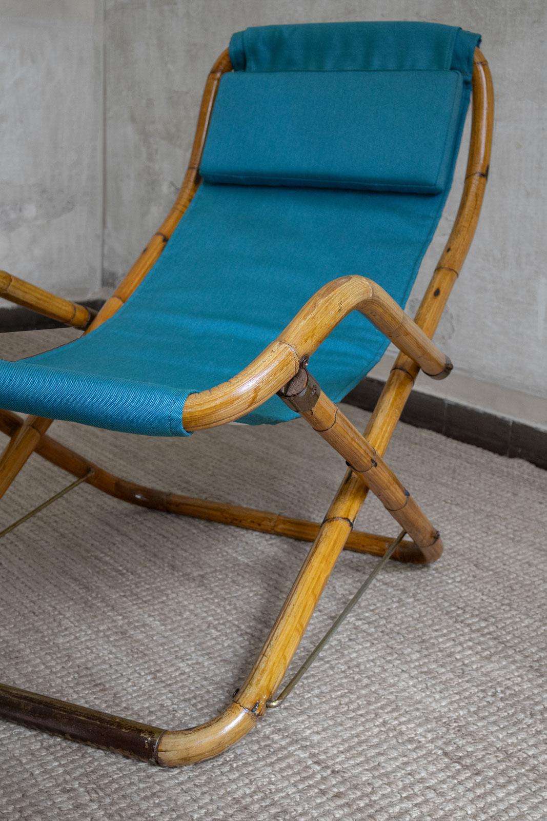 Brass Pair of Foldable Reclining Armchairs In Curved Bamboo, Italy 1970s For Sale