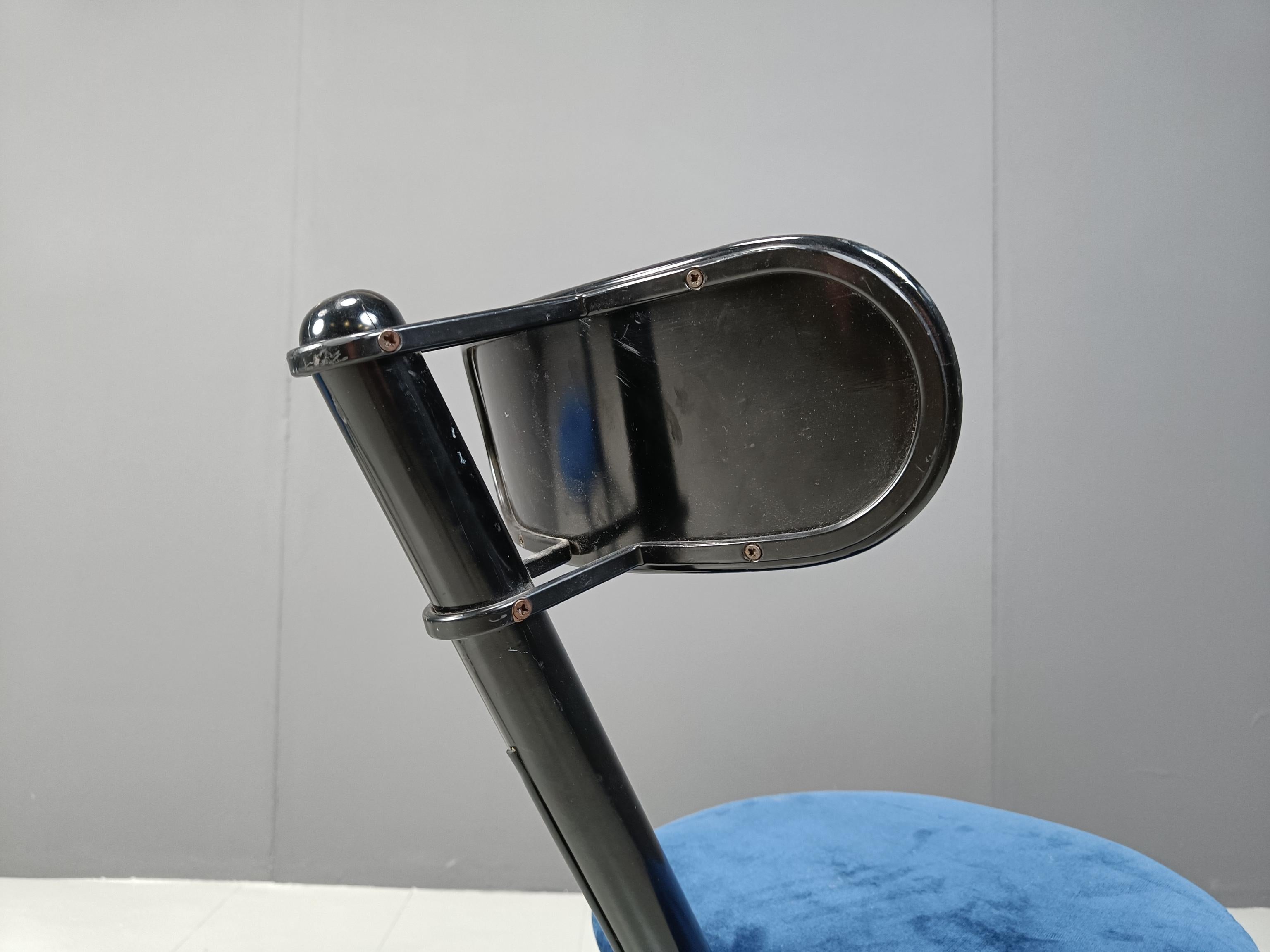 Late 20th Century Pair of foldable stools by Calligaris, 1990s For Sale