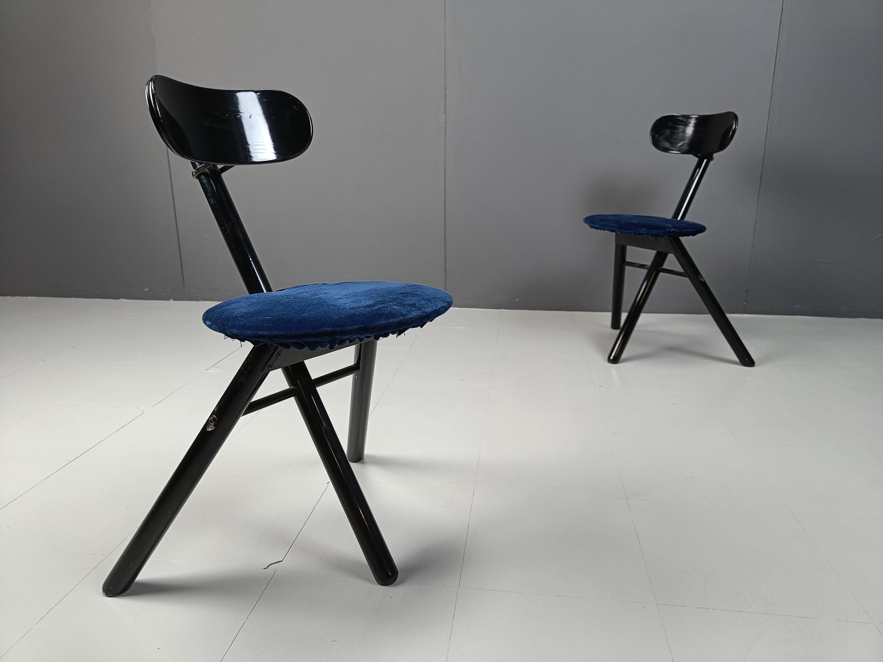 Pair of foldable stools by Calligaris, 1990s For Sale 1