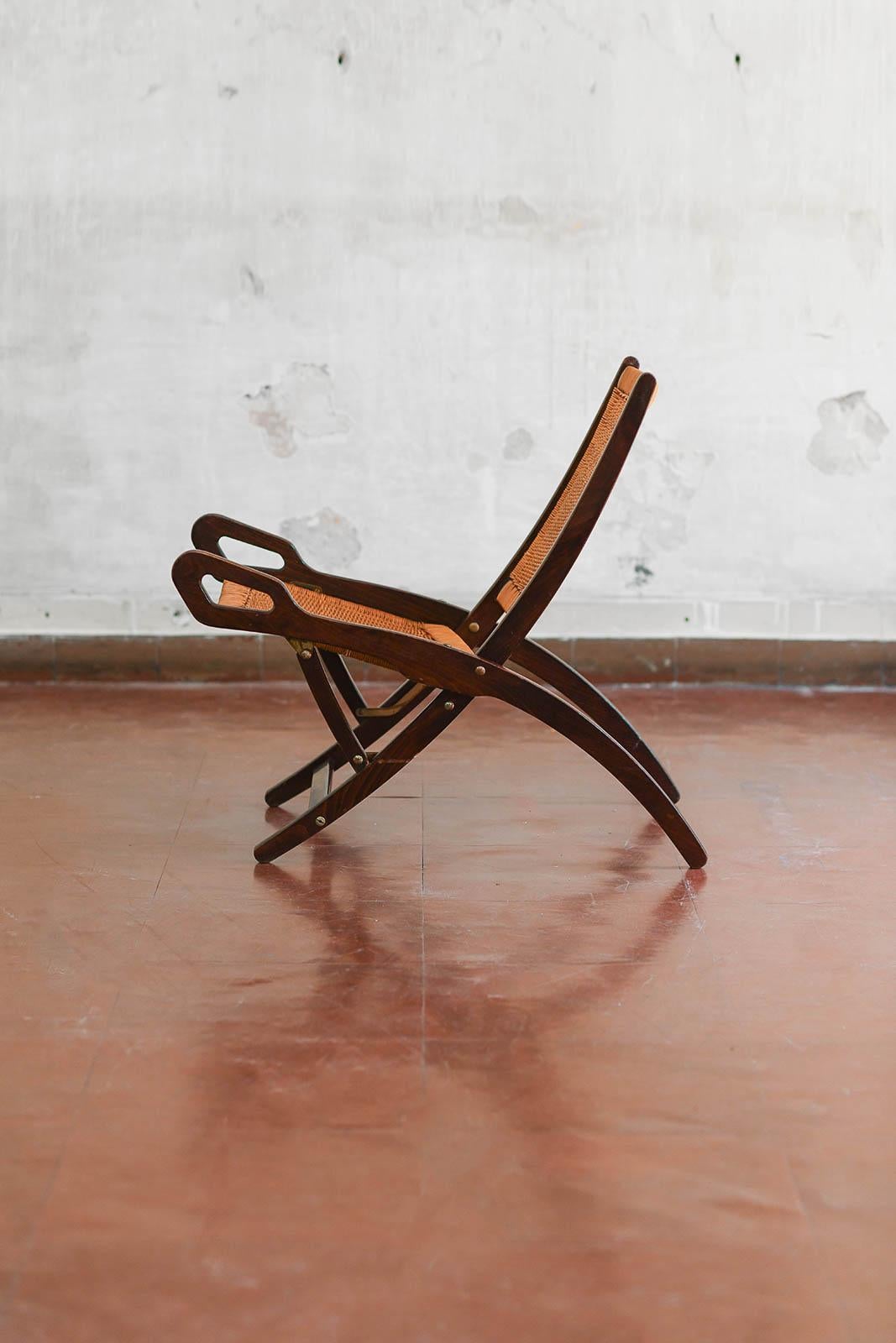 Laiton Paire de fauteuils pliants Gio Ponti mod. Ninfea - prod. Fratelli Reguitti, années 1950 en vente
