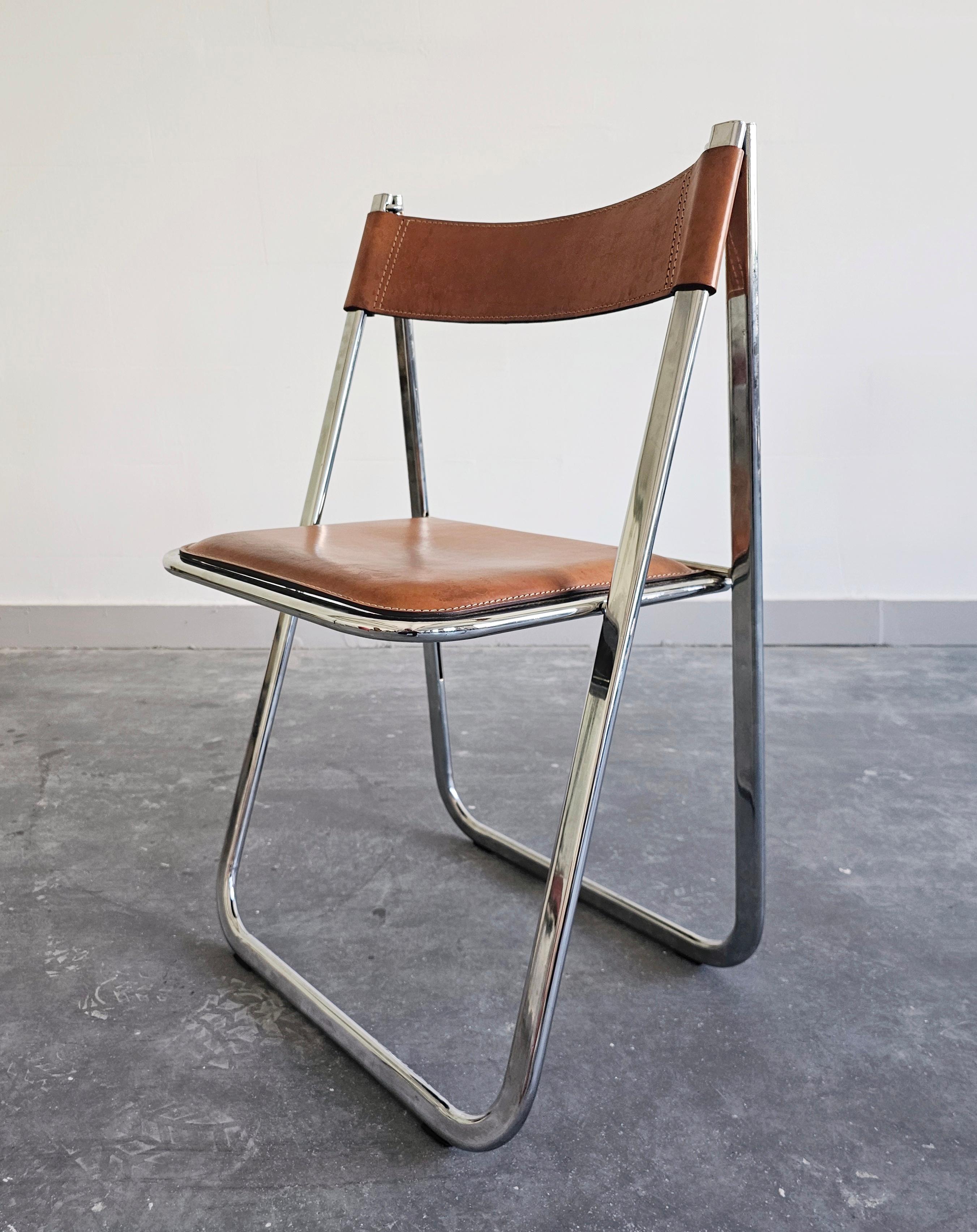Pair of Folding Chairs by Arrben, model Tamara, in cognac leather, Italy 1970s In Good Condition For Sale In Beograd, RS