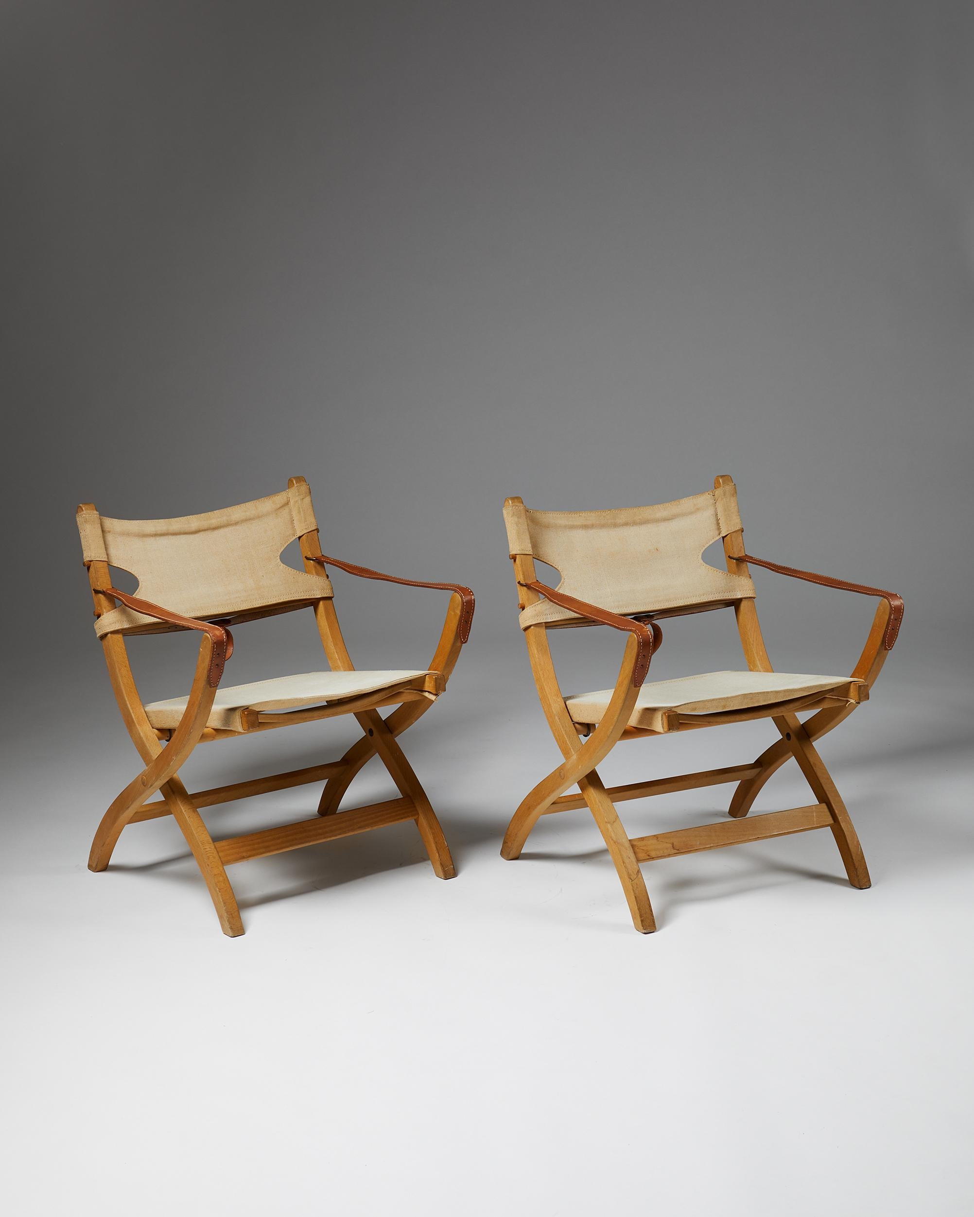 Mid-Century Modern Pair of Folding Chairs Designed by Poul Hundevad for Vamdrup