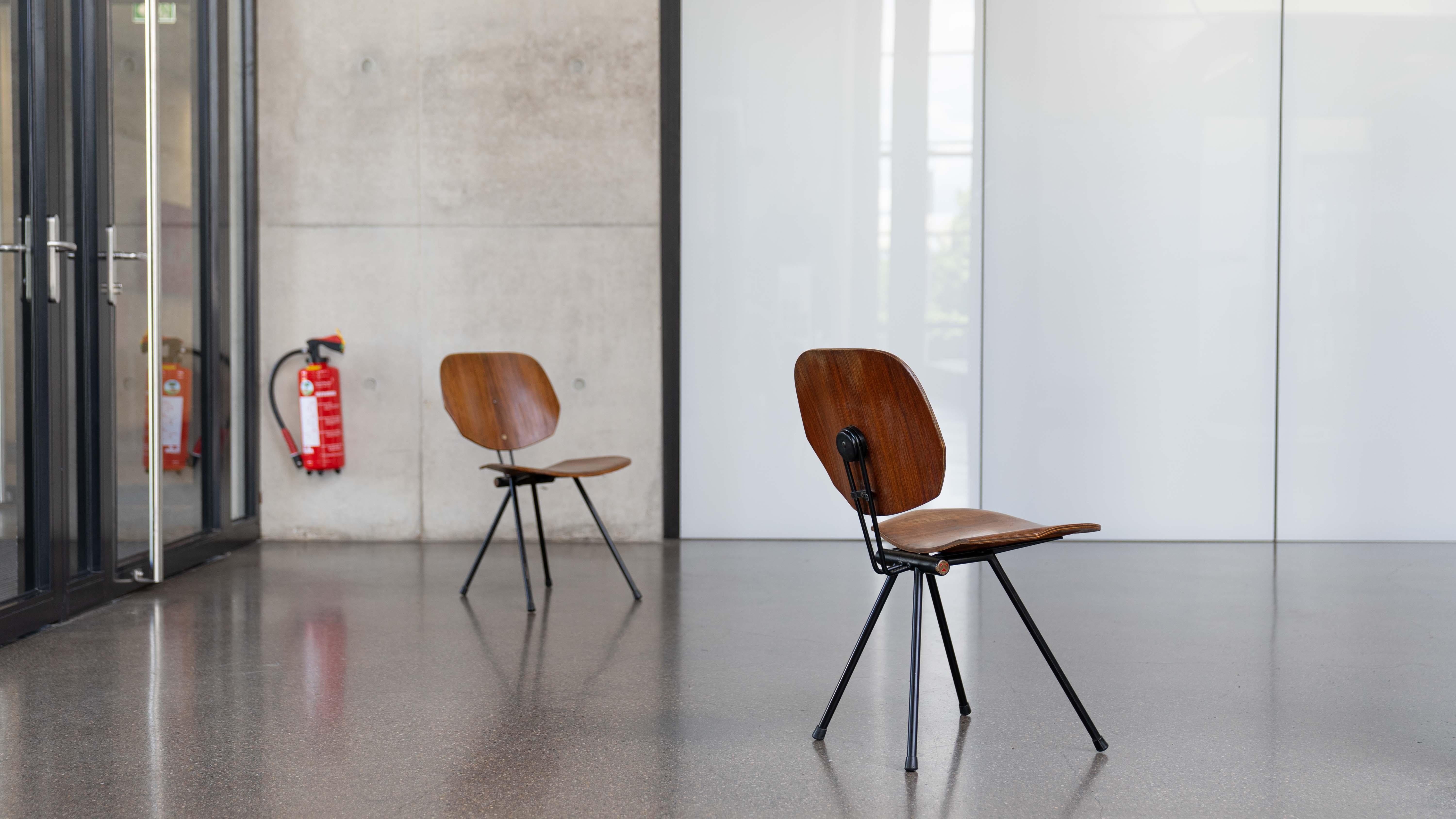 Paire de chaises pliantes S88 d'Osvaldo Borsani pour Tecno, Italie Bon état - En vente à Halle, DE