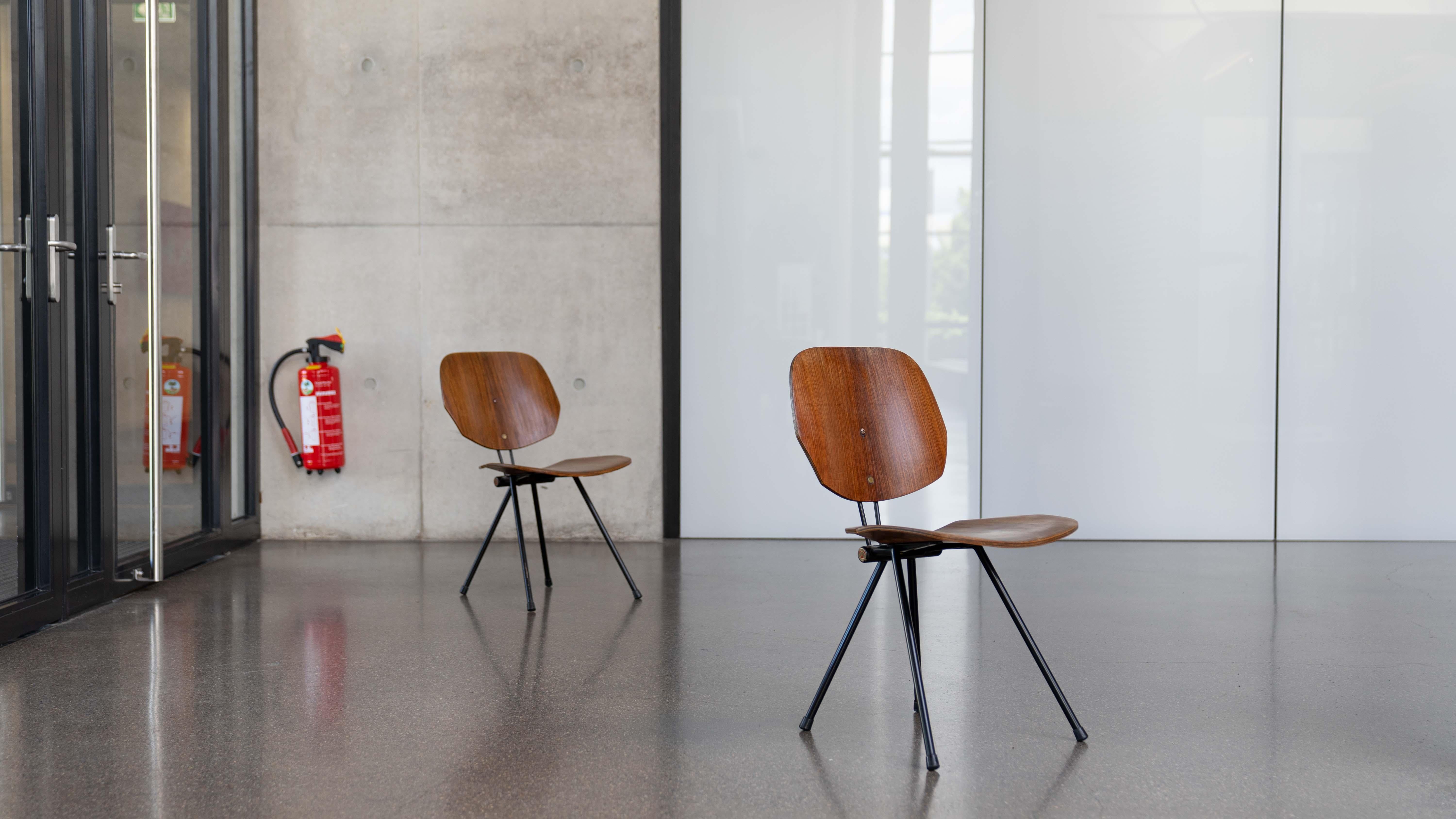 Teck Paire de chaises pliantes S88 d'Osvaldo Borsani pour Tecno, Italie en vente