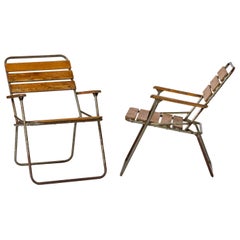 Paire de chaises pliantes « Portefeuille » en lattes de Beeche et acier - France, années 1960