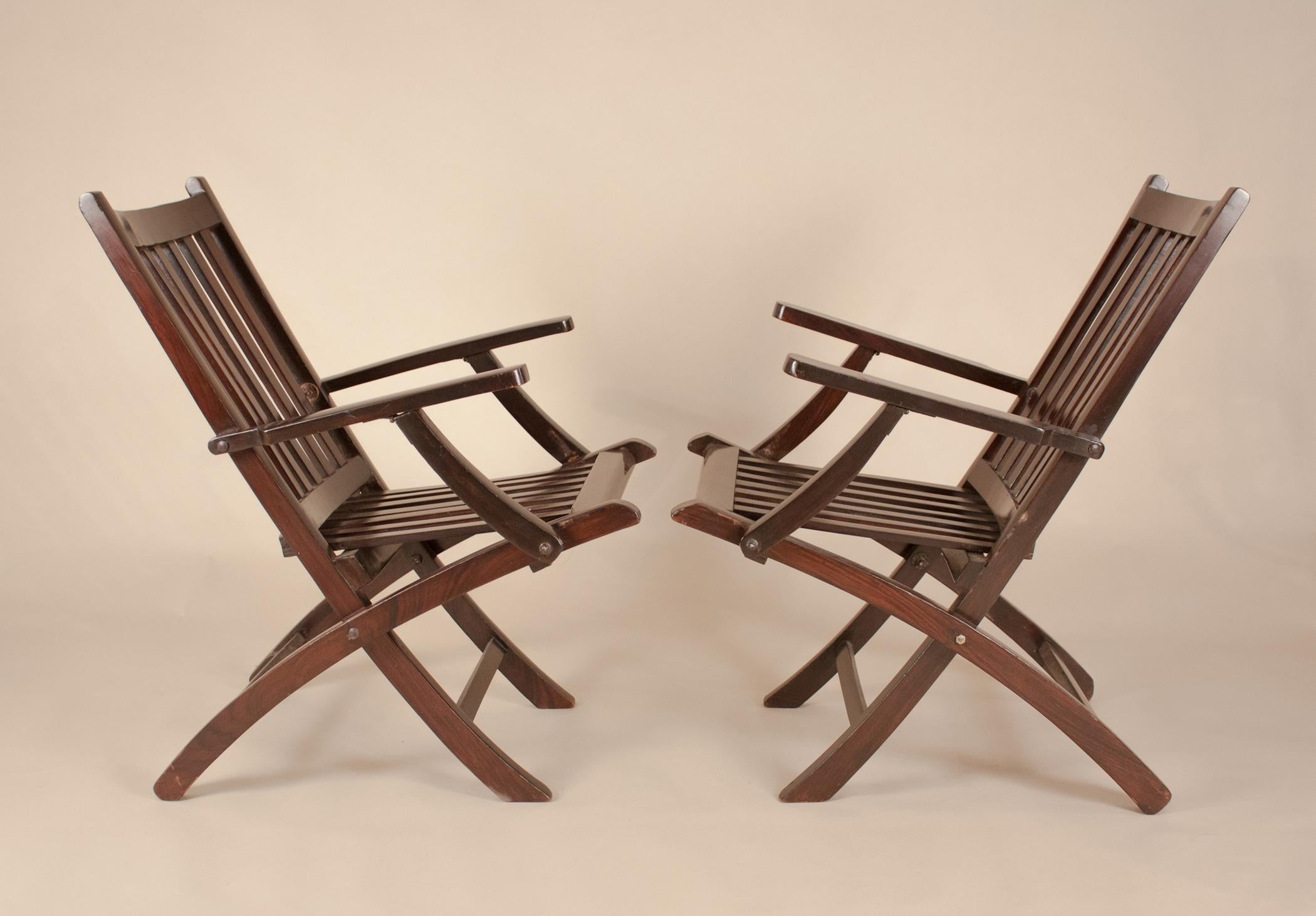 antique steamer chair