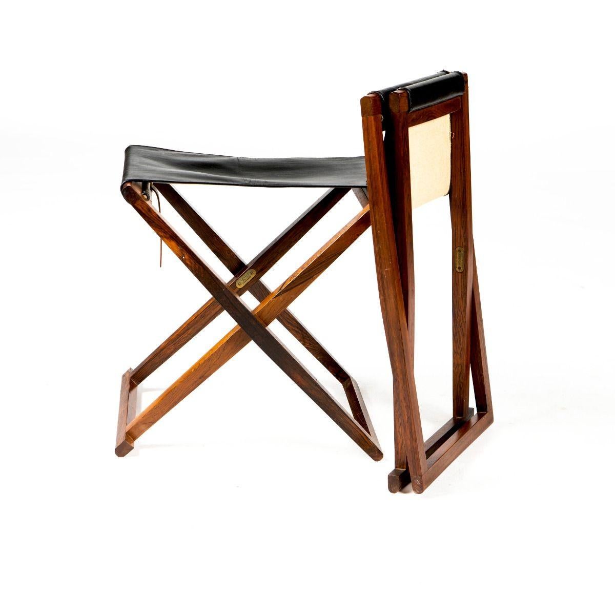 Pair of Folding Stools by Mogens Koch for Interna (20. Jahrhundert) im Angebot
