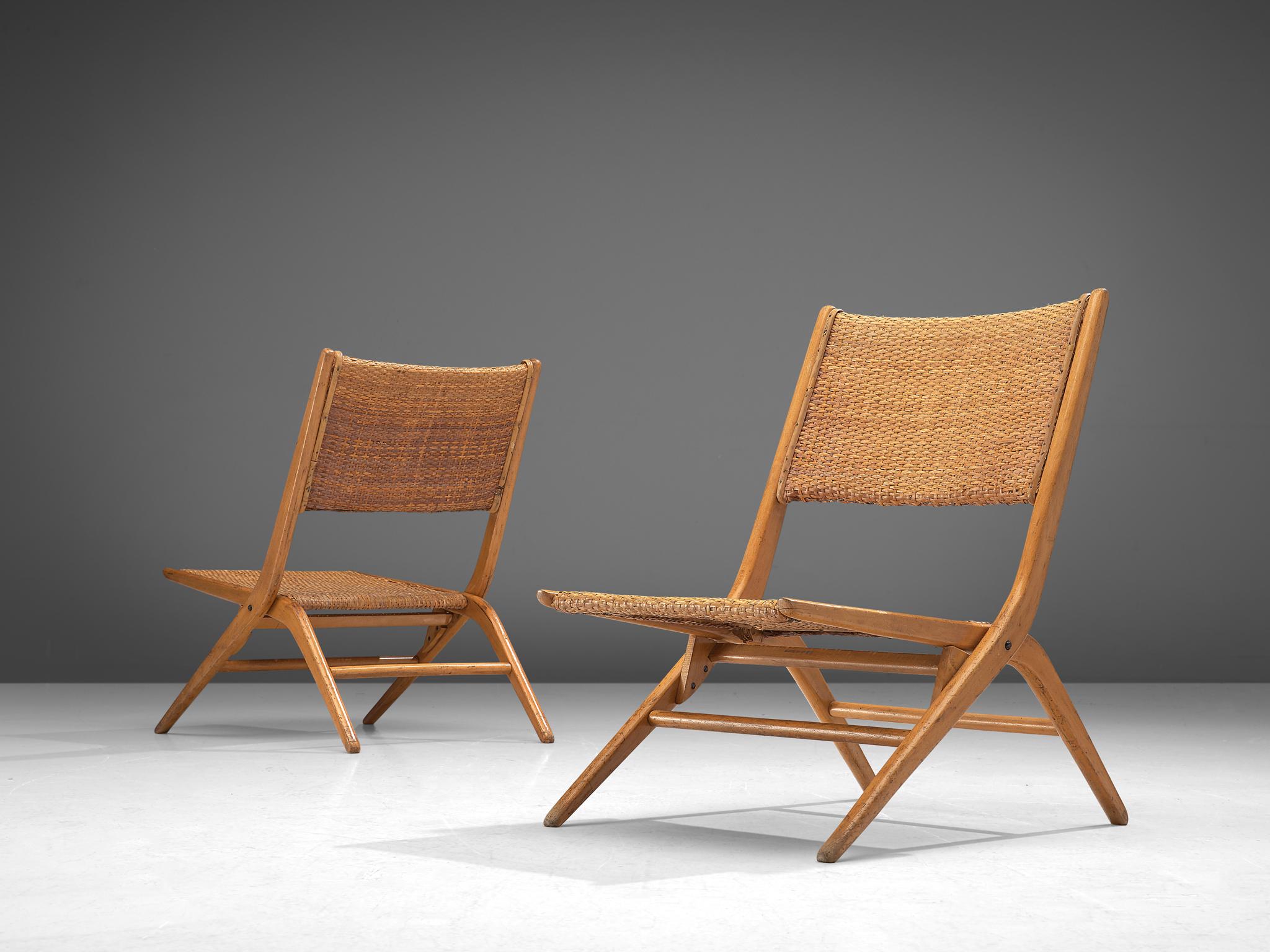 Mid-Century Modern Pair of Folding Woven Slipper Chairs in Lacquered Wood and Cane 