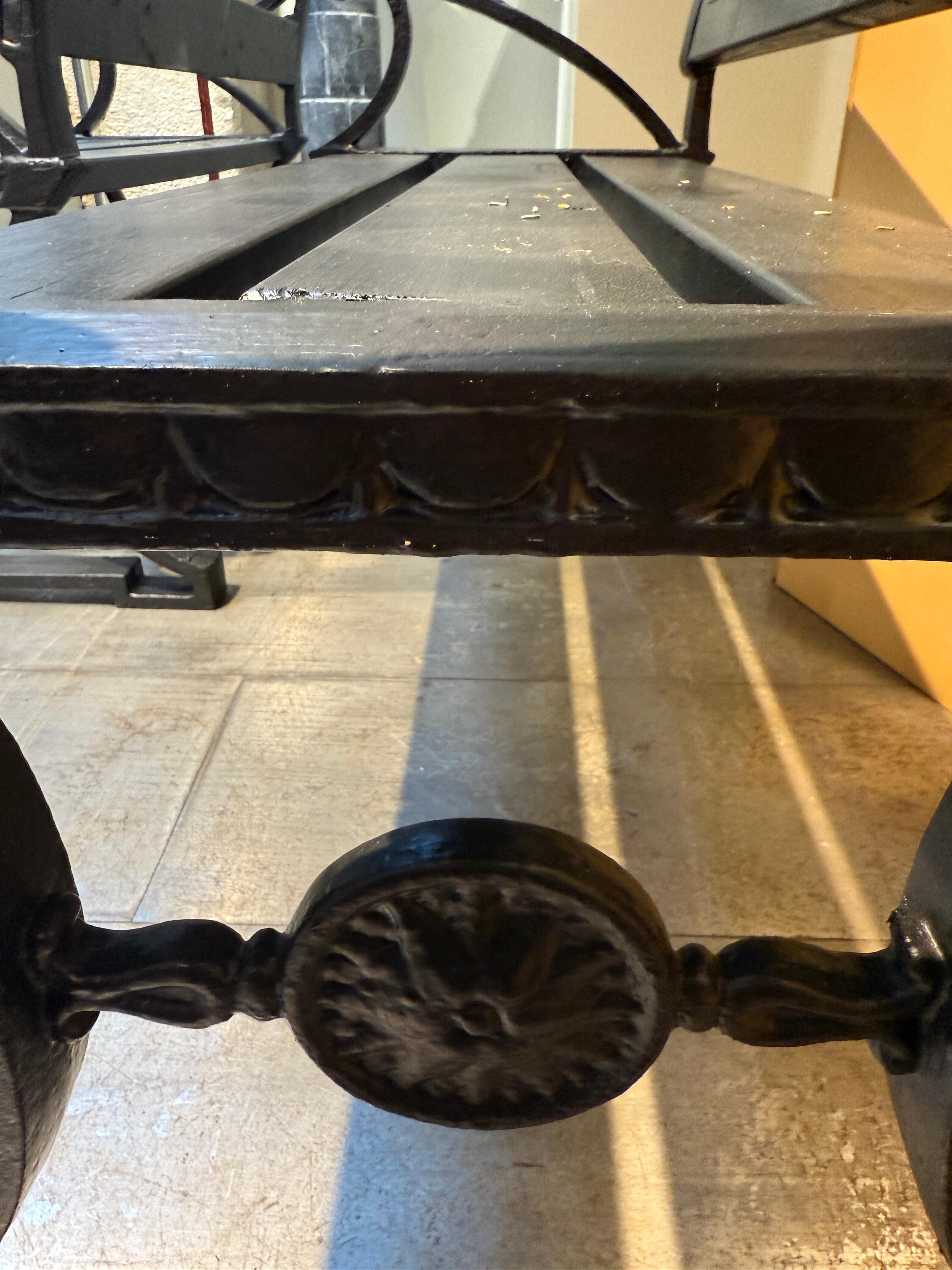 Mid-Century moderno Coppia di panche in ghisa Folke Bensow Svezia 1920 in vendita