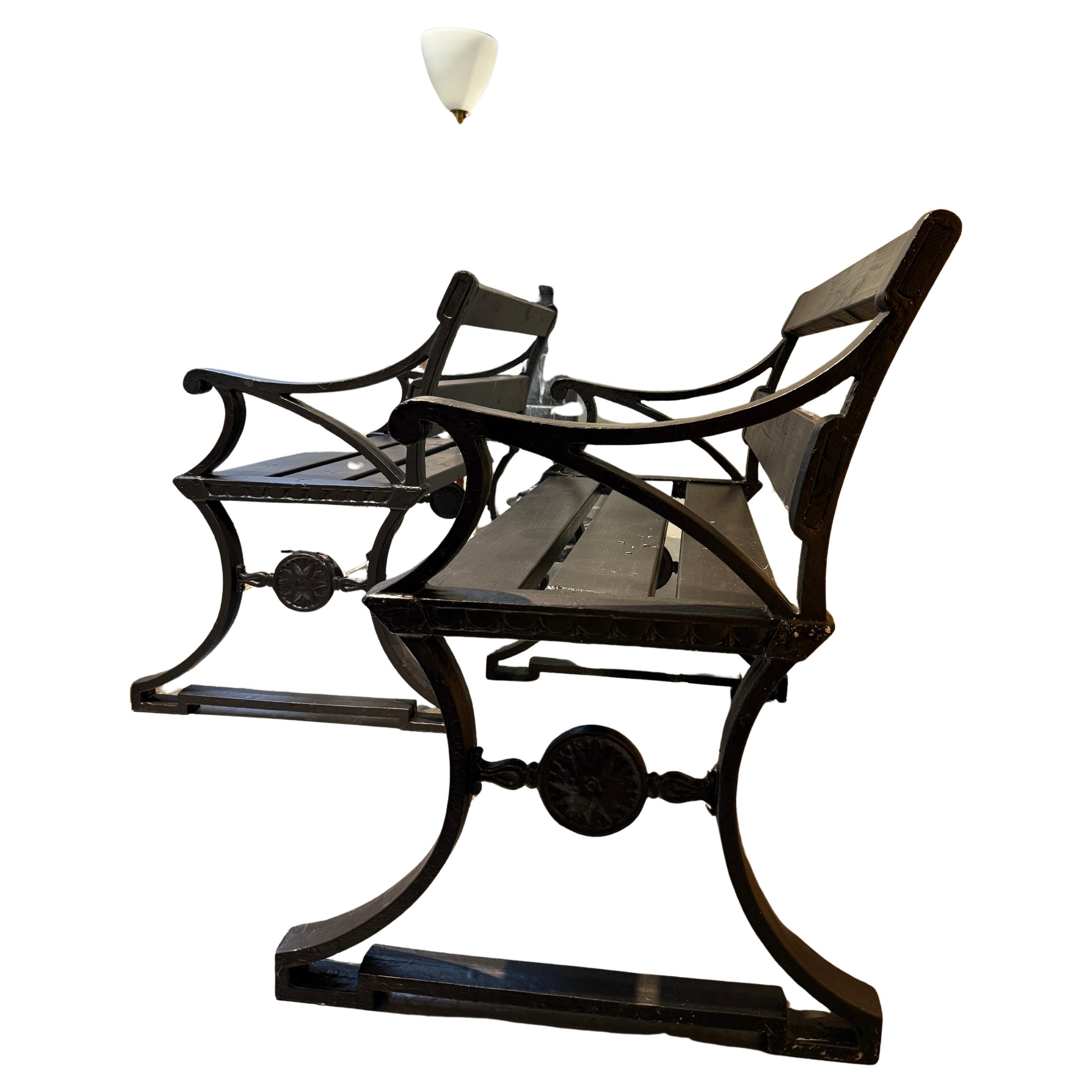 Coppia di panche in ghisa Folke Bensow Svezia 1920 in vendita