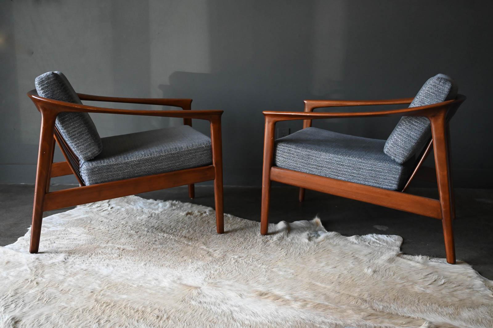 Scandinavian Modern Pair of Folke Ohlsson for Dux Barrel Back Lounge Chairs, ca. 1960
