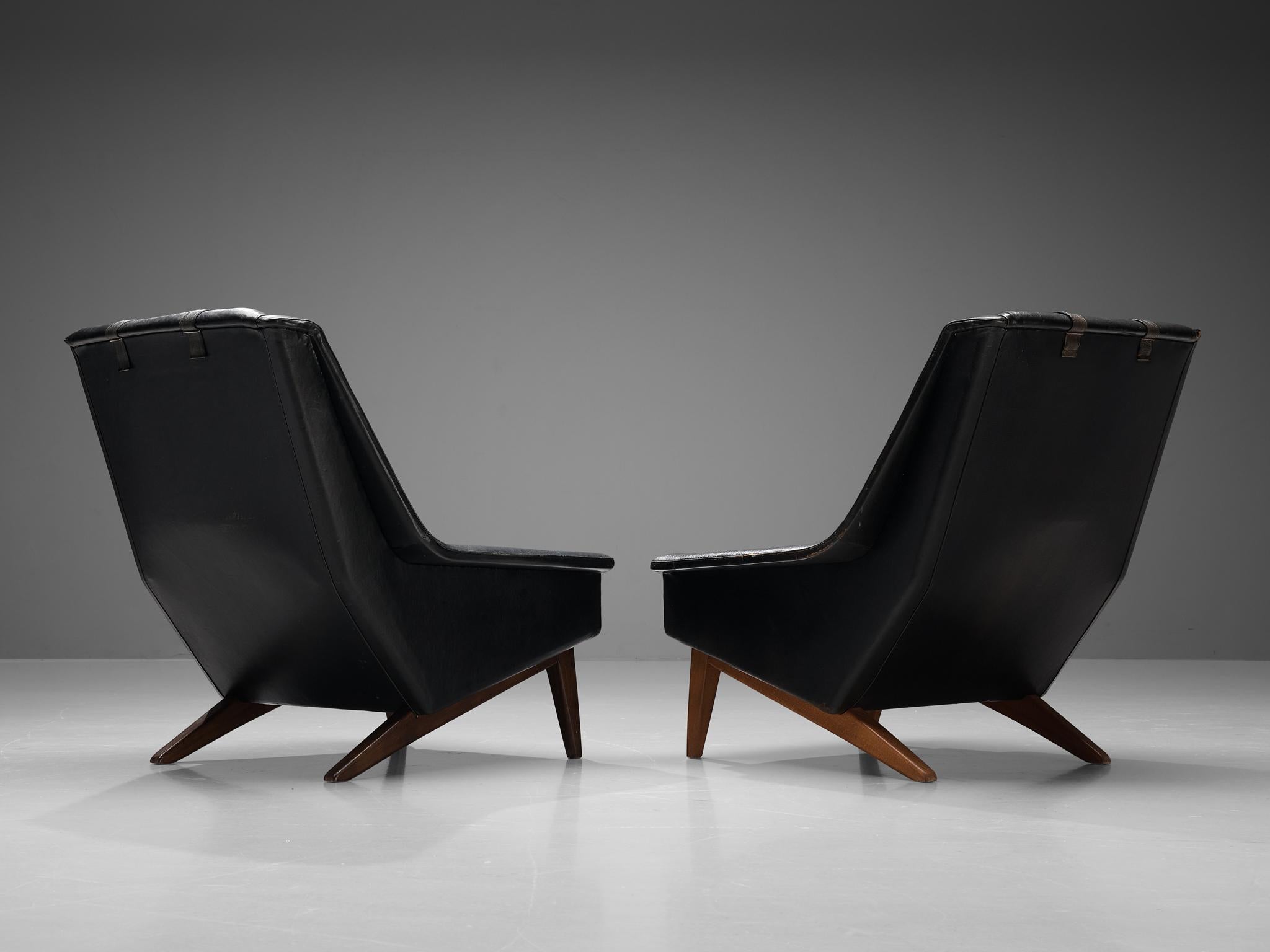 Danish Folke Ohlsson for Fritz Hansen Lounge Chairs in Black Leather For Sale
