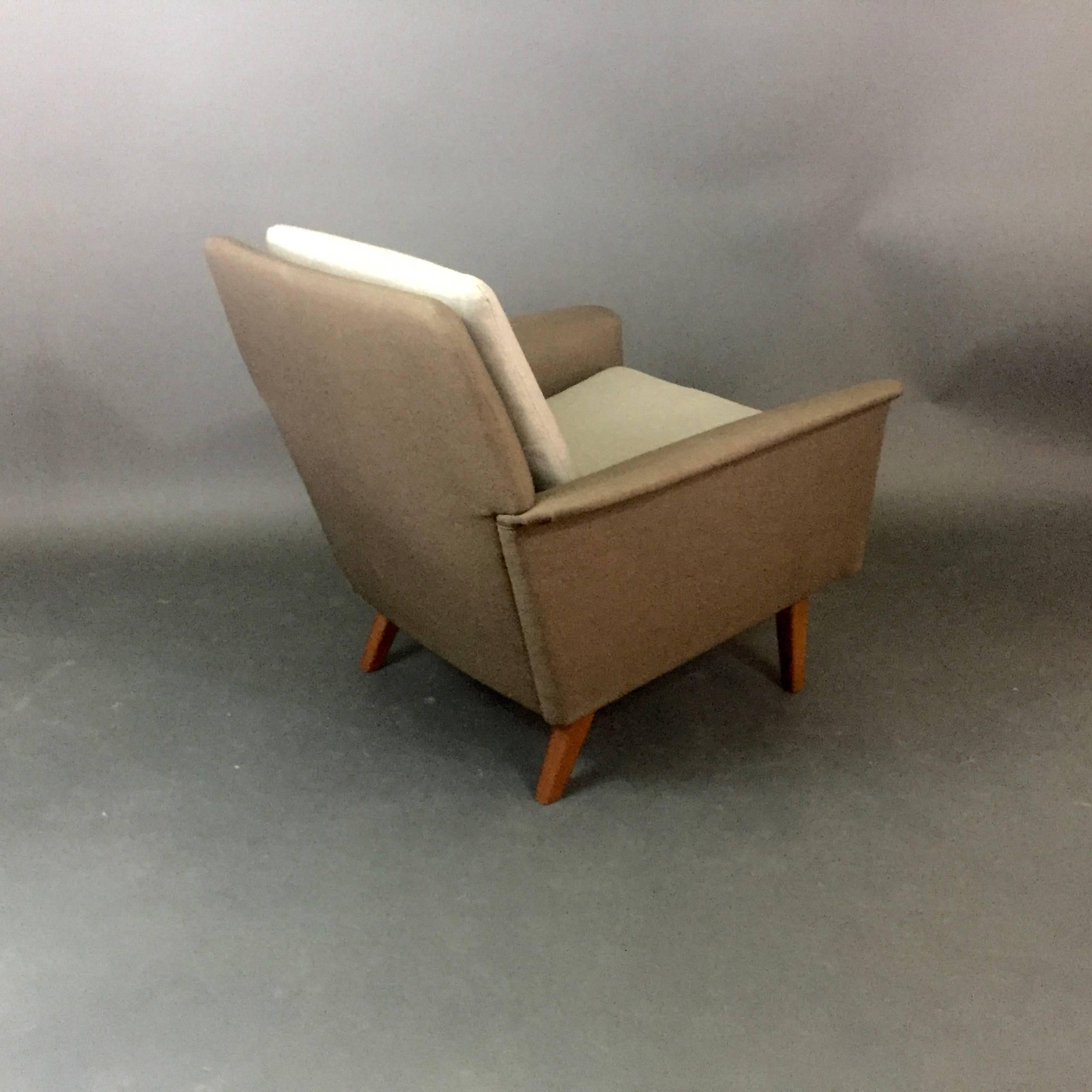 Pair of Folke Ohlsson Lounge Chairs, Denmark, 1960s In Excellent Condition For Sale In Hudson, NY
