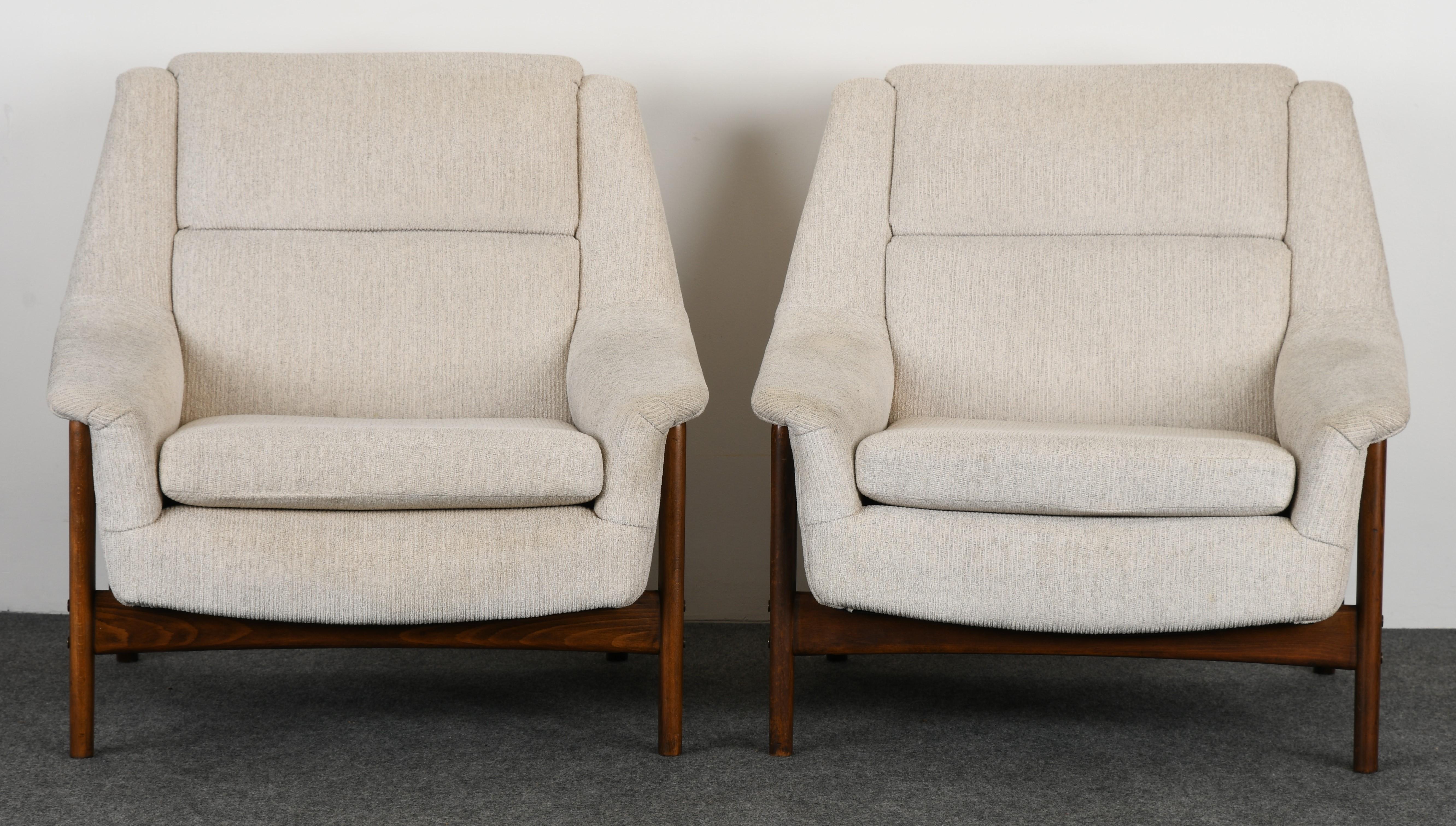 Scandinavian Modern Pair of Folke Ohlsson Lounge Chairs for DUX, 1960s