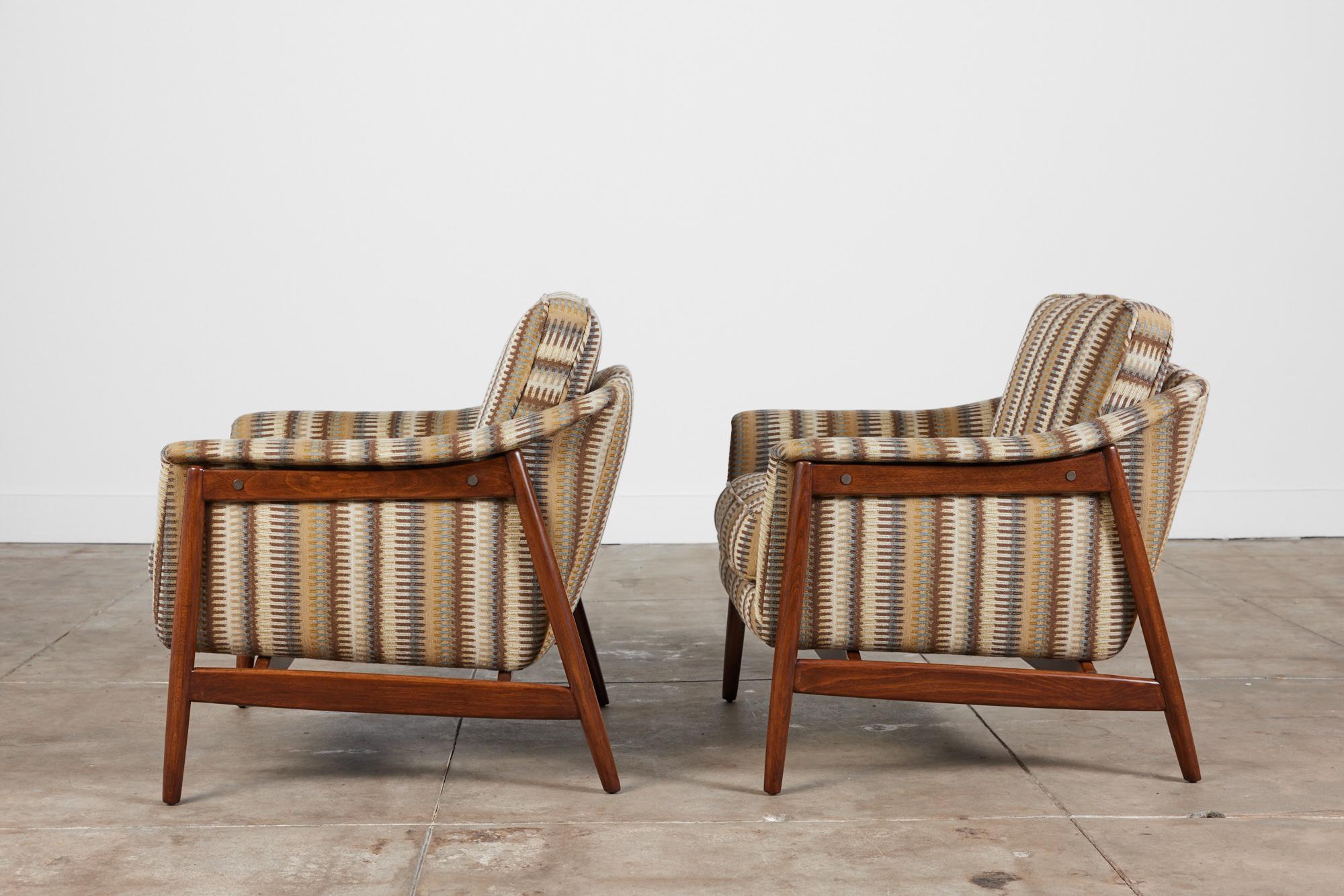 Pair of Folke Ohlsson Lounge Chairs for DUX In Excellent Condition In Los Angeles, CA