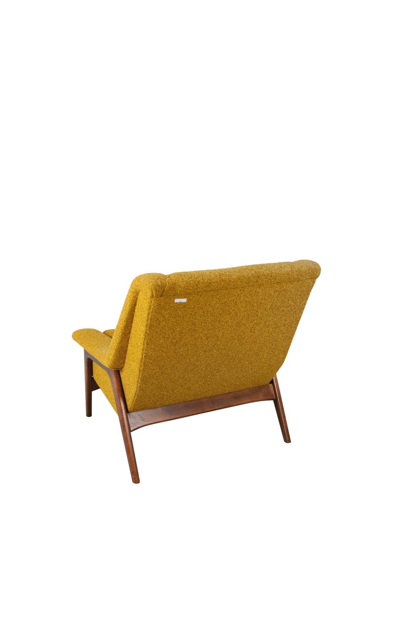 Danois Folke Ohlsson paire de fauteuils de salon en tissu COM/COL en vente