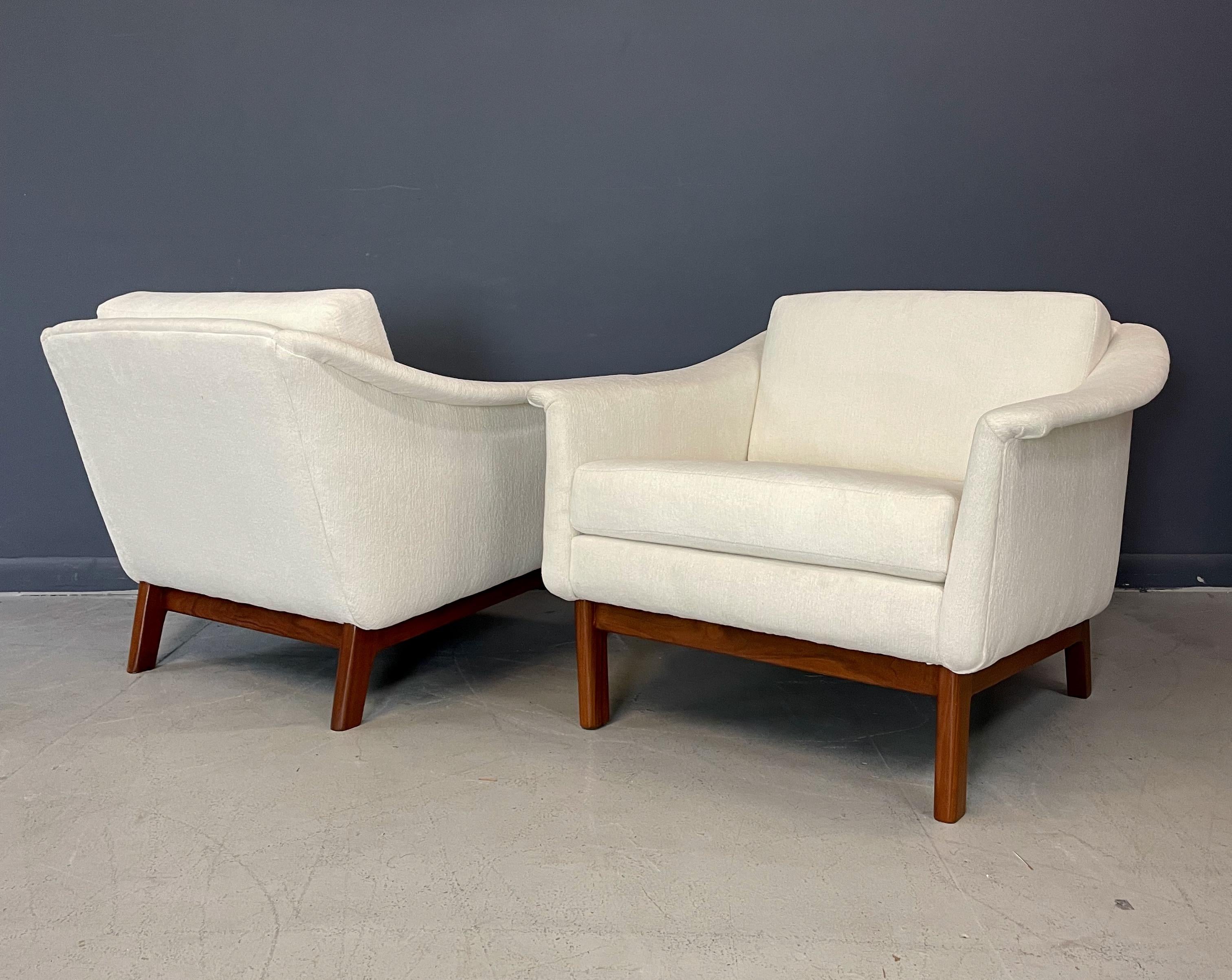 Paar Folke Ohlsson Pasedena Stuhl Teakrahmen & strukturierter Samt Midcentury im Angebot 3