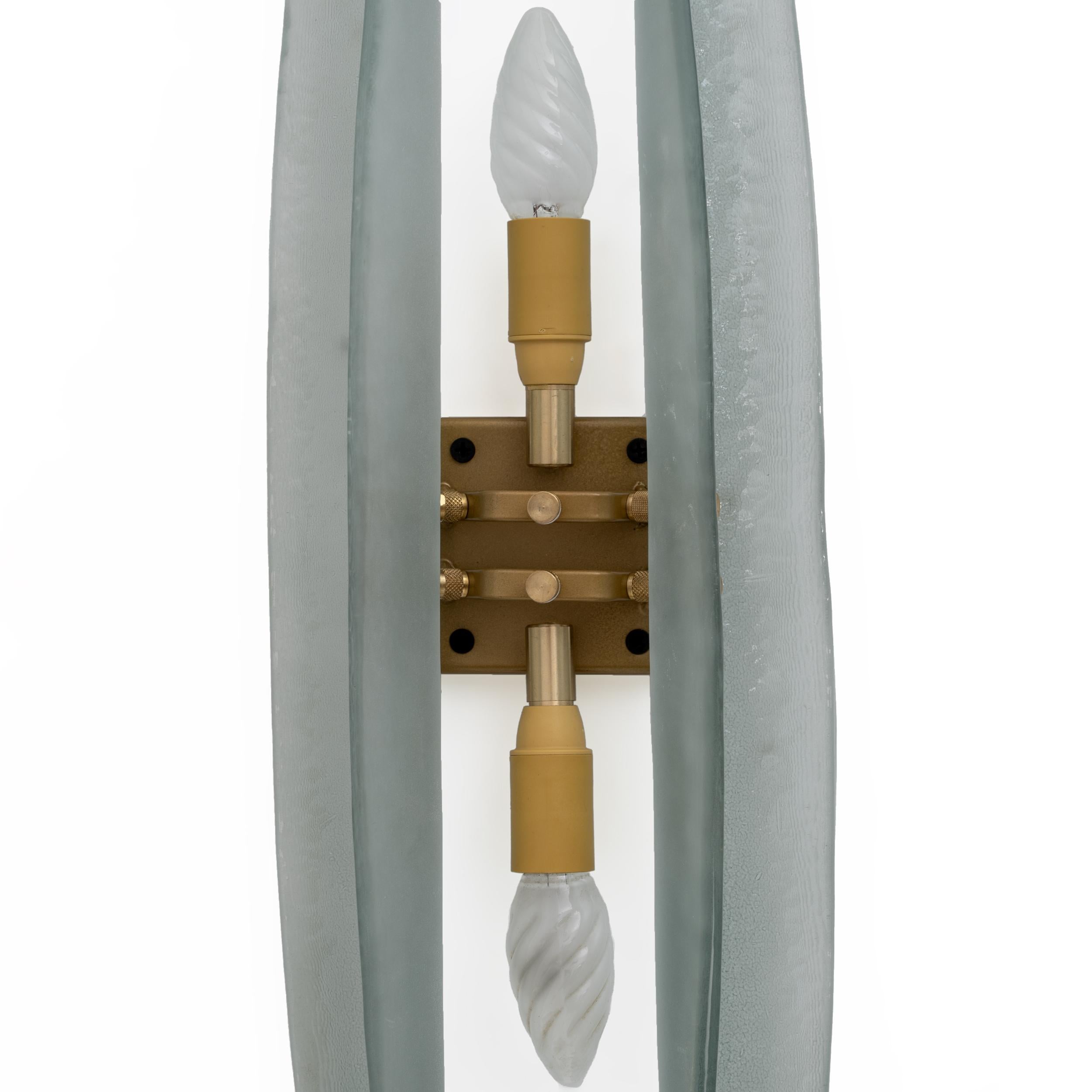 Pair of Fontana Arte Style Mid-century Modern Aqua Green Murano Glass Sconces For Sale 3