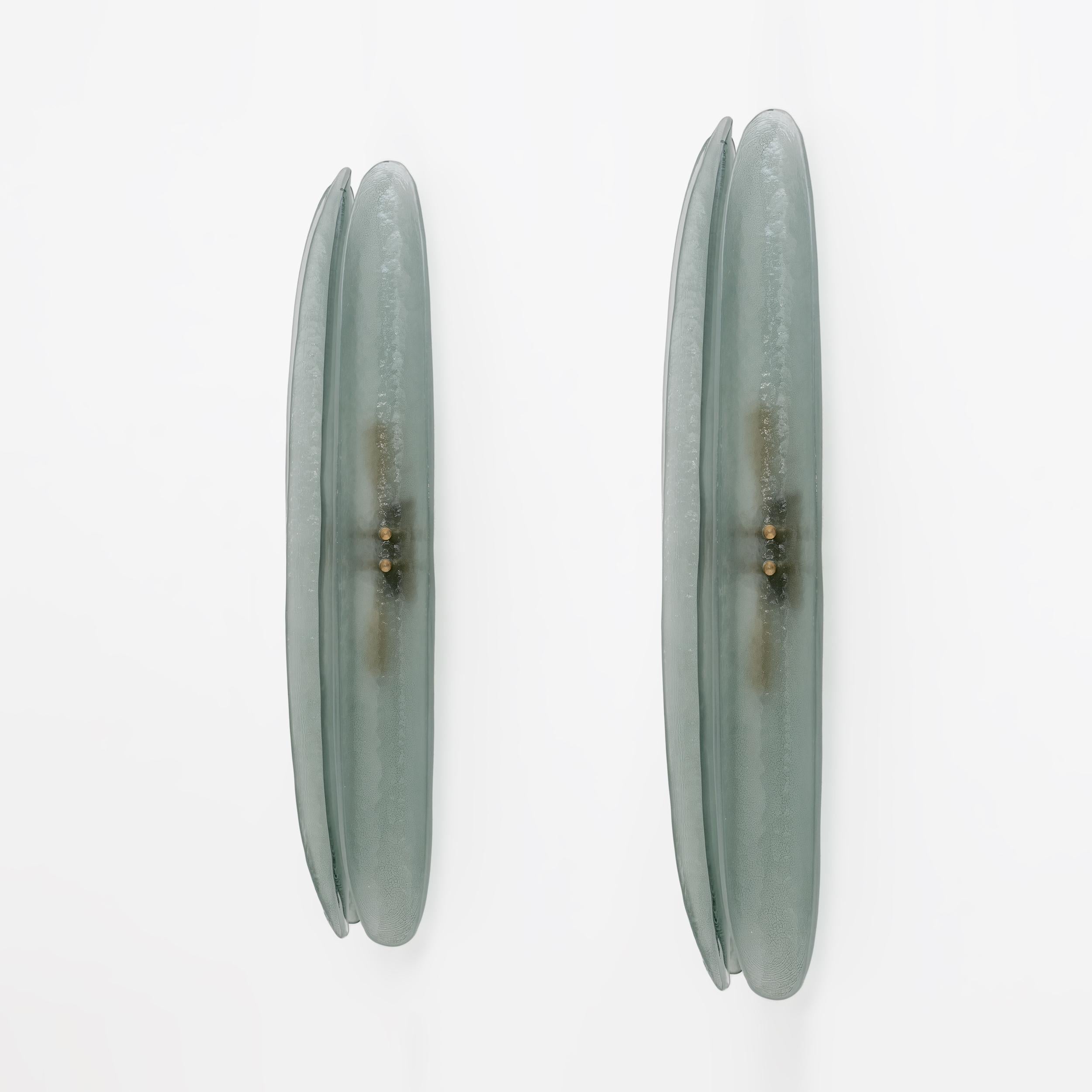 Pair of Fontana Arte Style Mid-century Modern Aqua Green Murano Glass Sconces In Excellent Condition For Sale In Puglia, Puglia