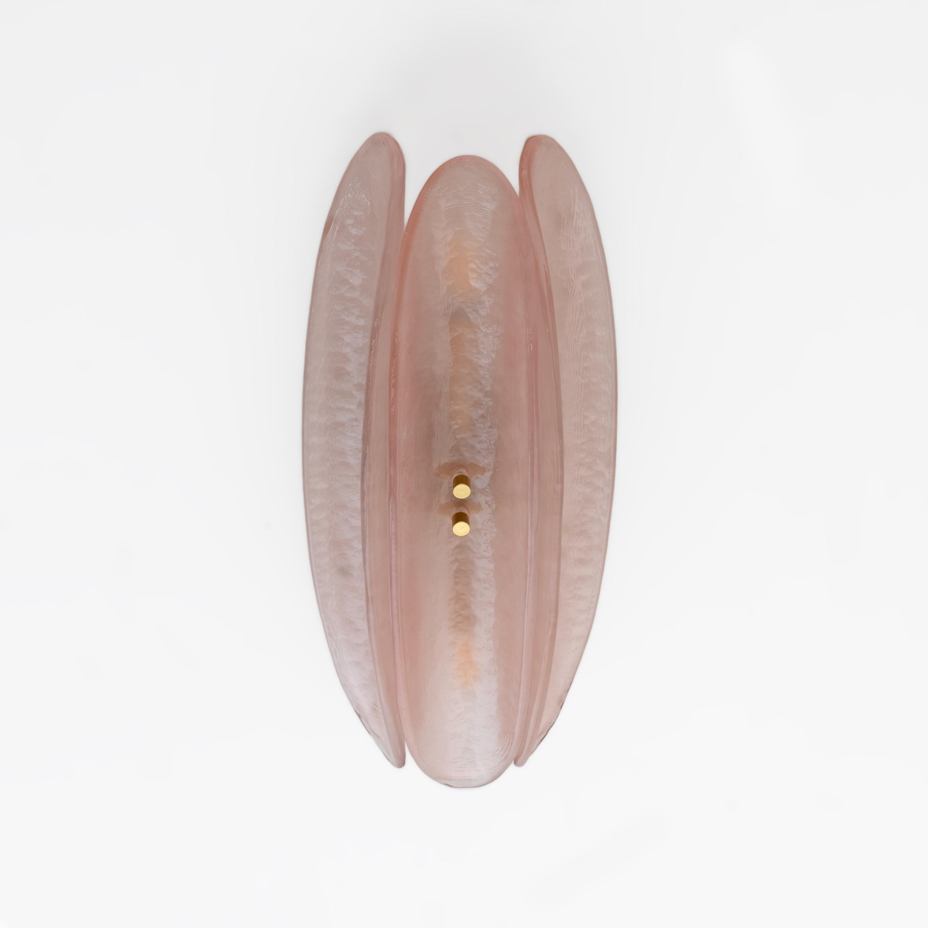 Métal Paire d'appliques en verre de Murano rose de style Fontana Arte du milieu du siècle dernier en vente
