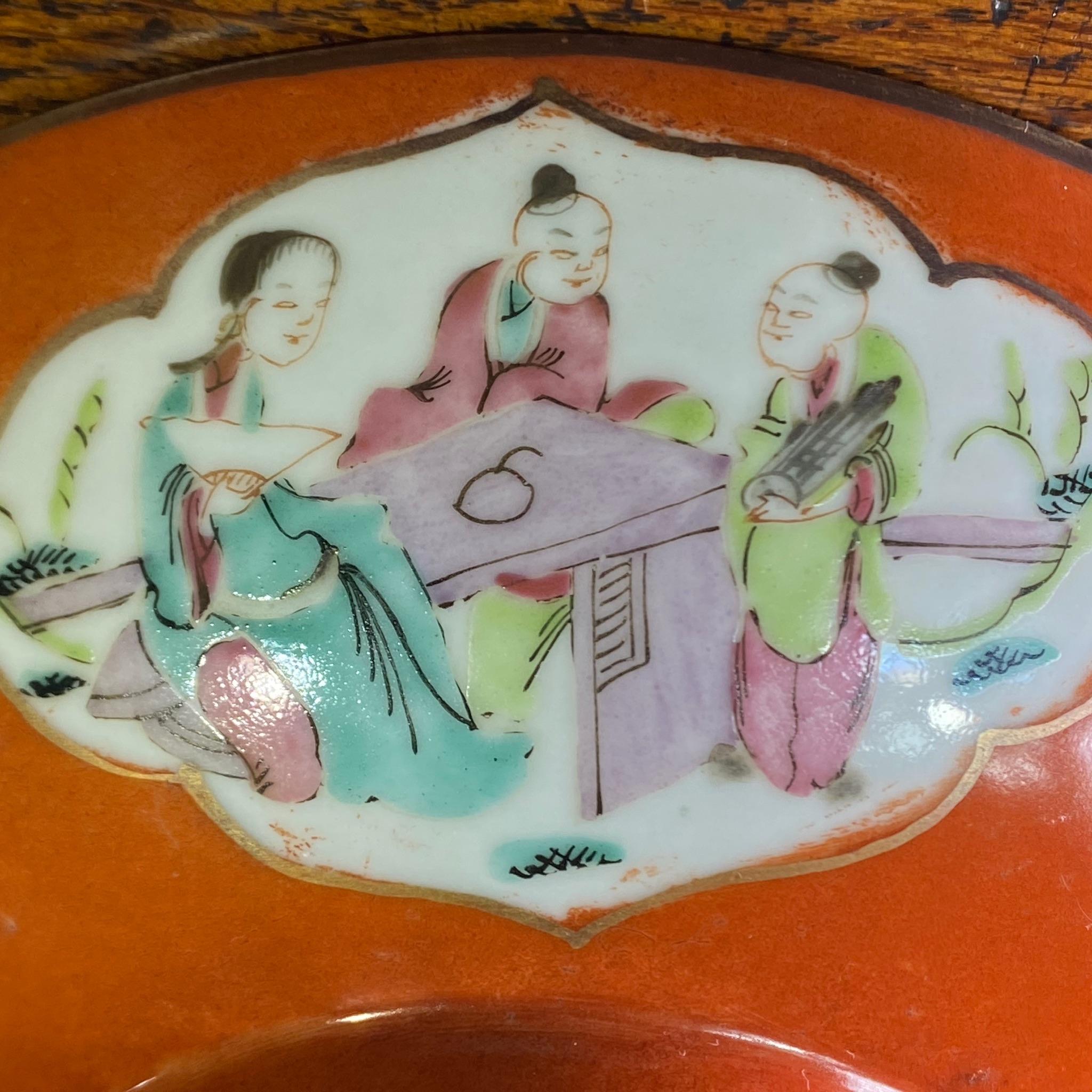 Pair of Footed Bowls, Coral Red Ground with Figure Panels, Tongzhi-Guang In Good Condition For Sale In Geelong, Victoria