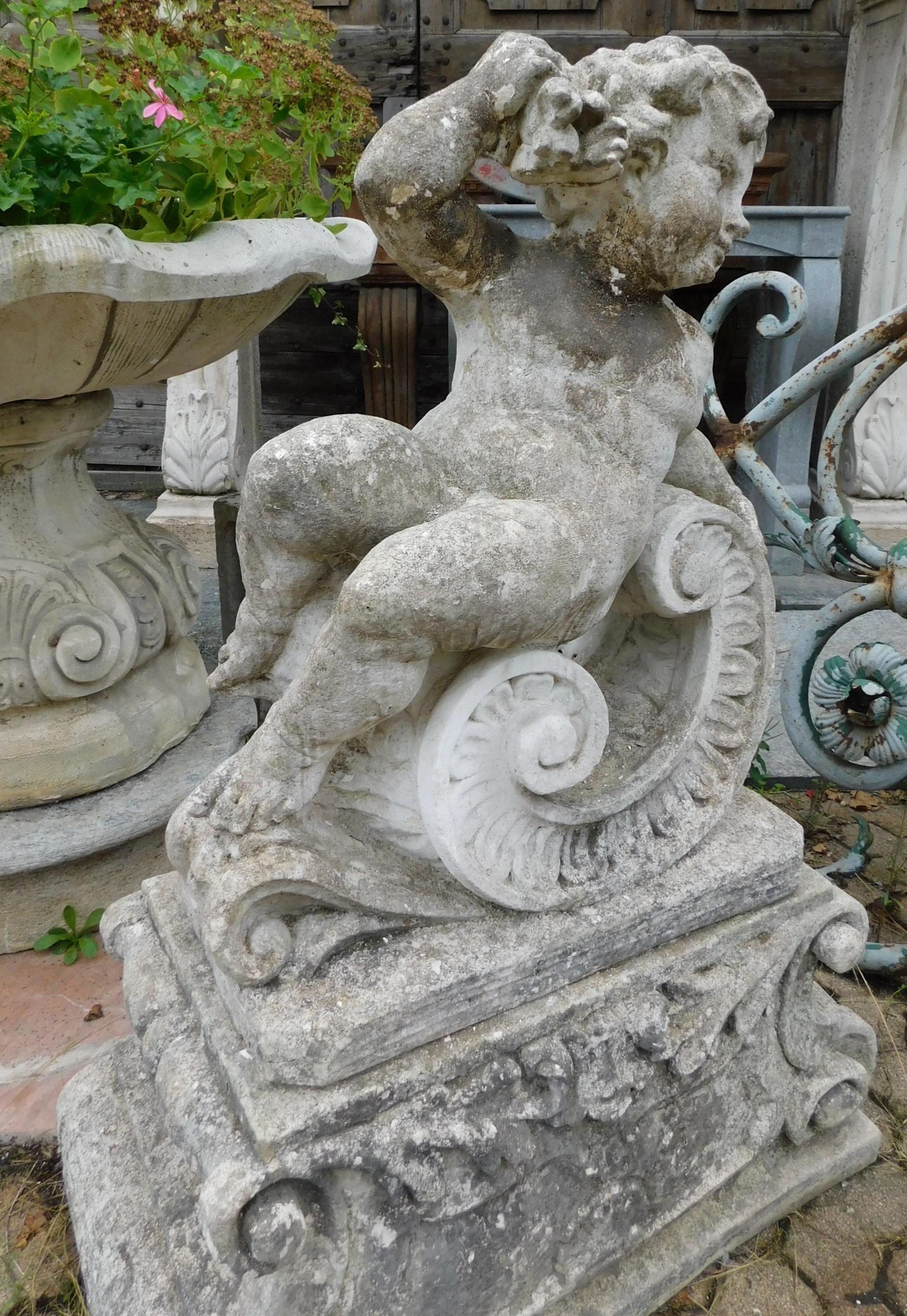 Pair of Foremen in Cement, Garden Sculptures with Cherubs, 20th Century Italy 2