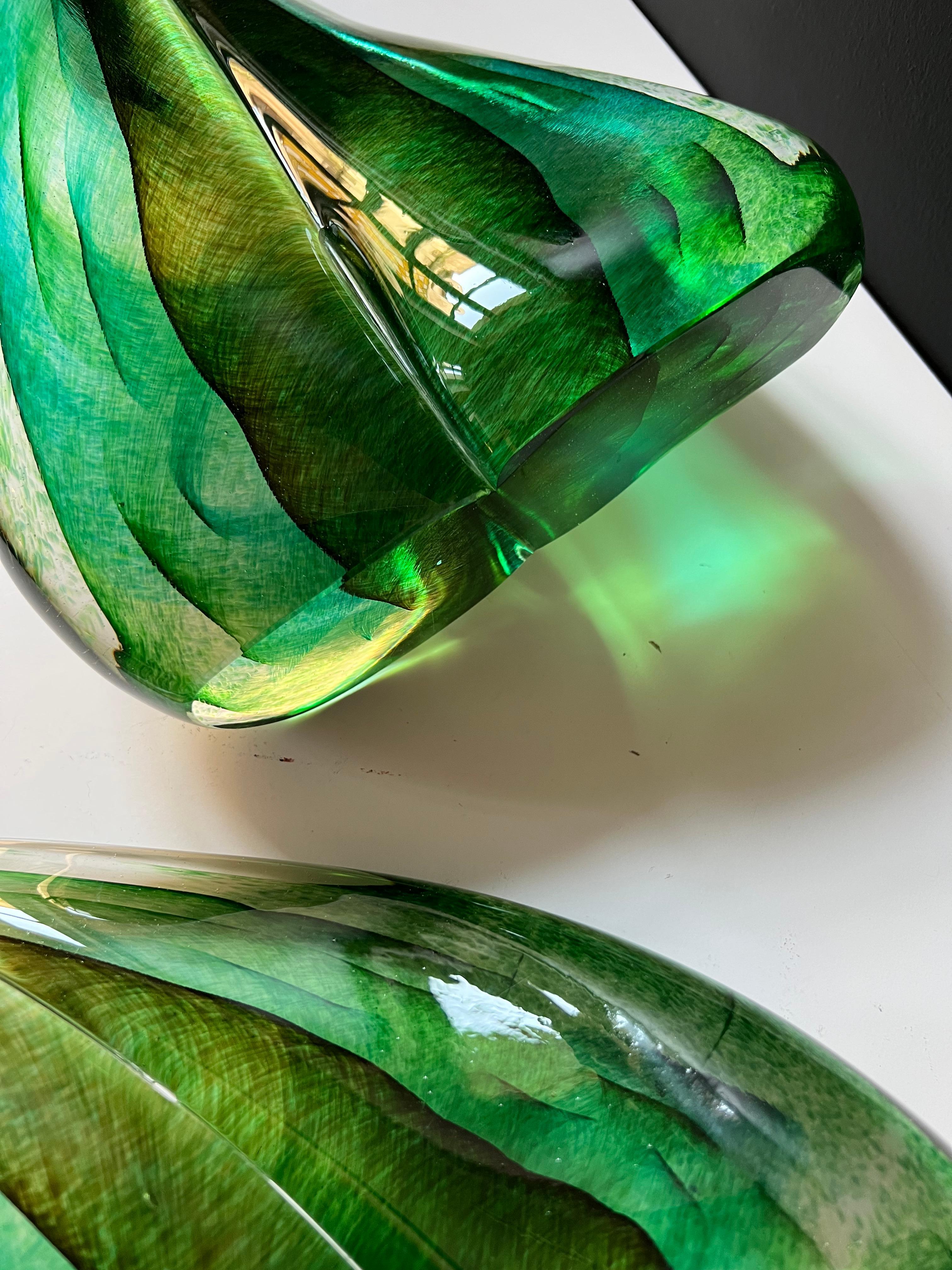 Modern Pair of Foresta Green Leaf Sculpture in Murano Art Glass Style For Sale