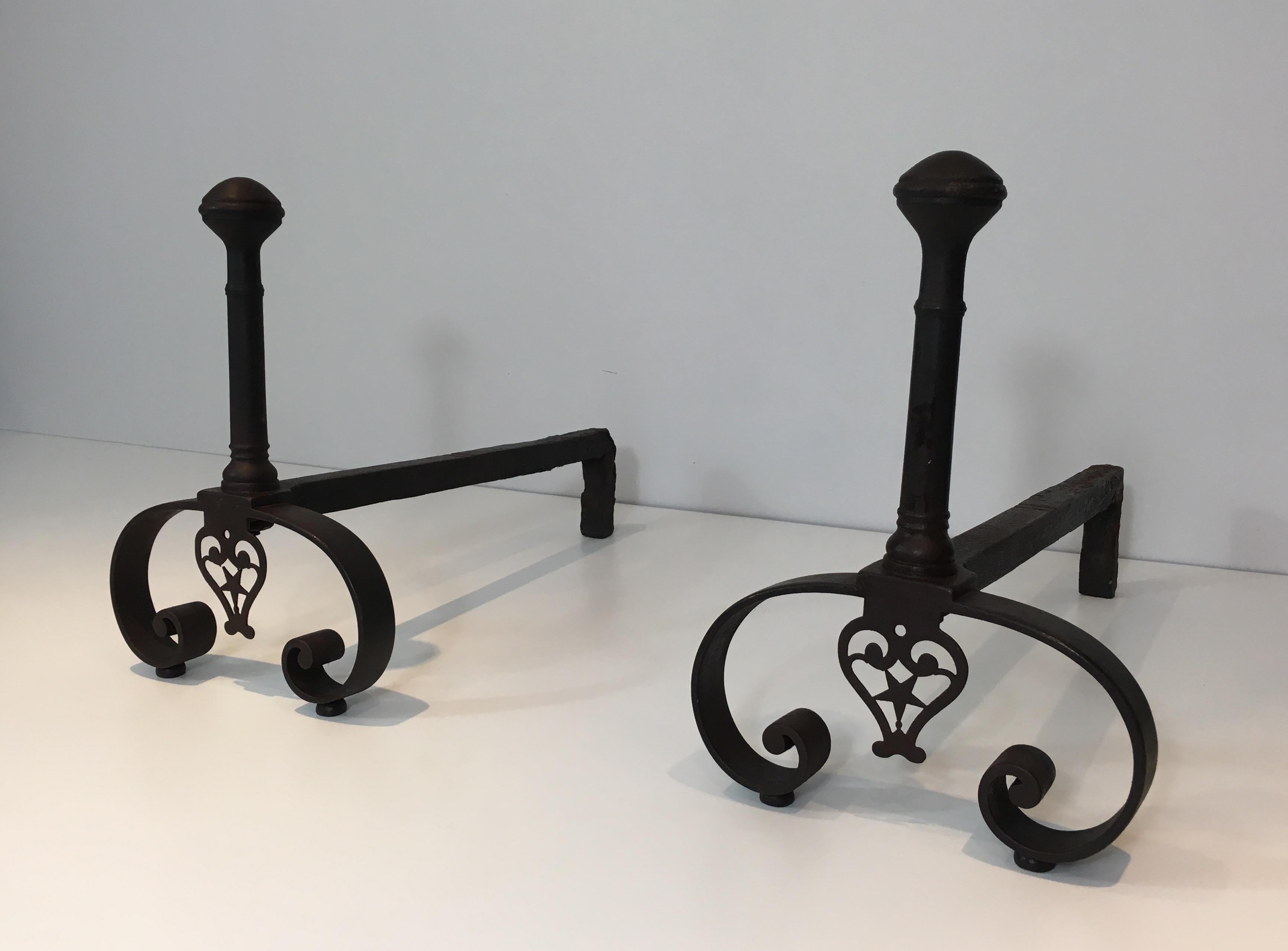 Pair of Forged Wrought Iron Andirons, Gothic Style, French, 18th Century  In Good Condition For Sale In Marcq-en-Barœul, Hauts-de-France