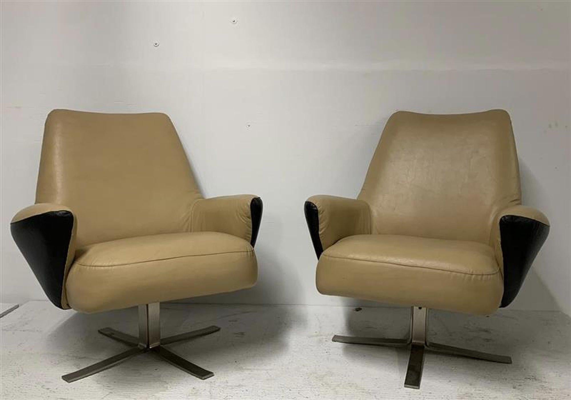 Paire de chaises longues Formanova Bon état - En vente à Red Lion, PA