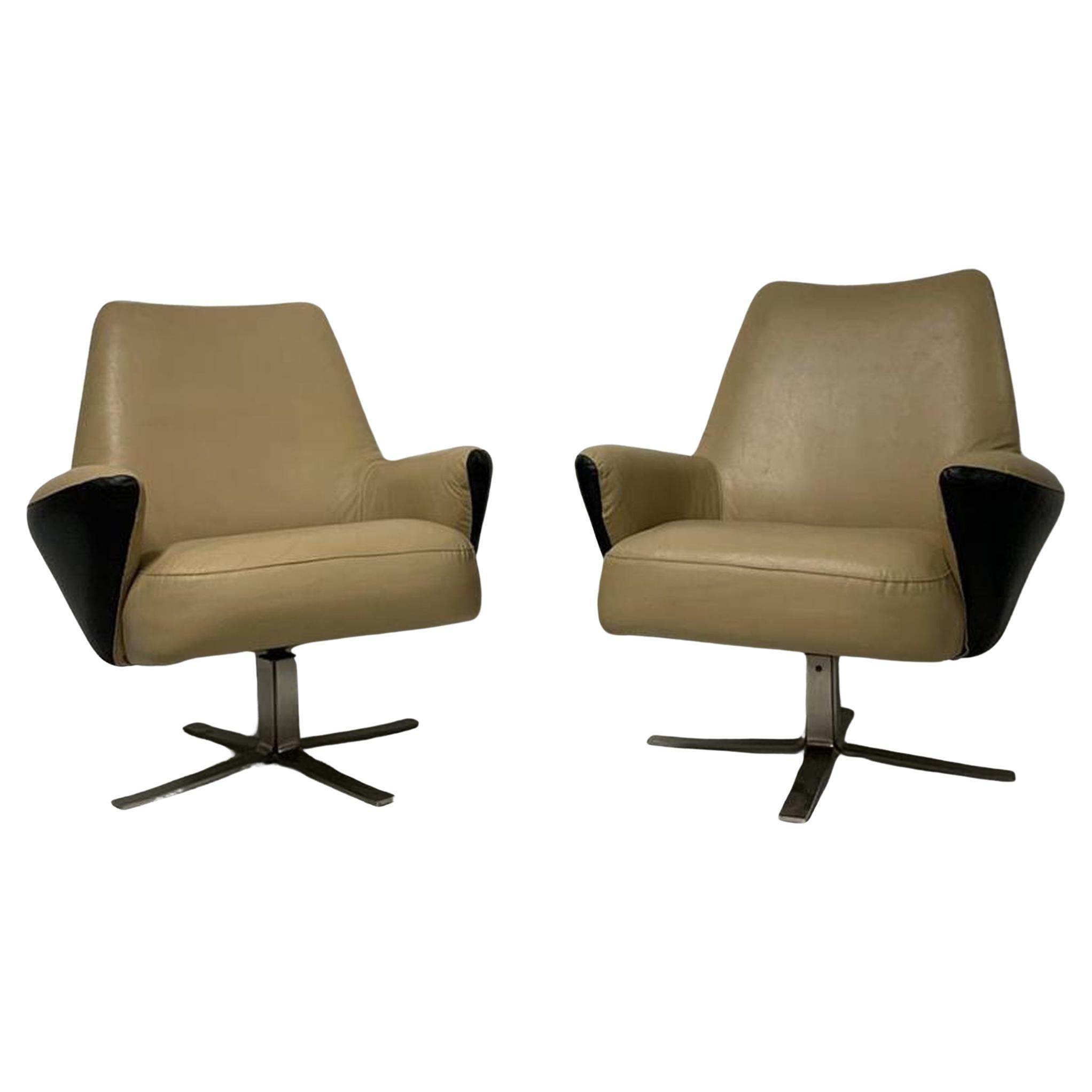 Paire de chaises longues Formanova en vente