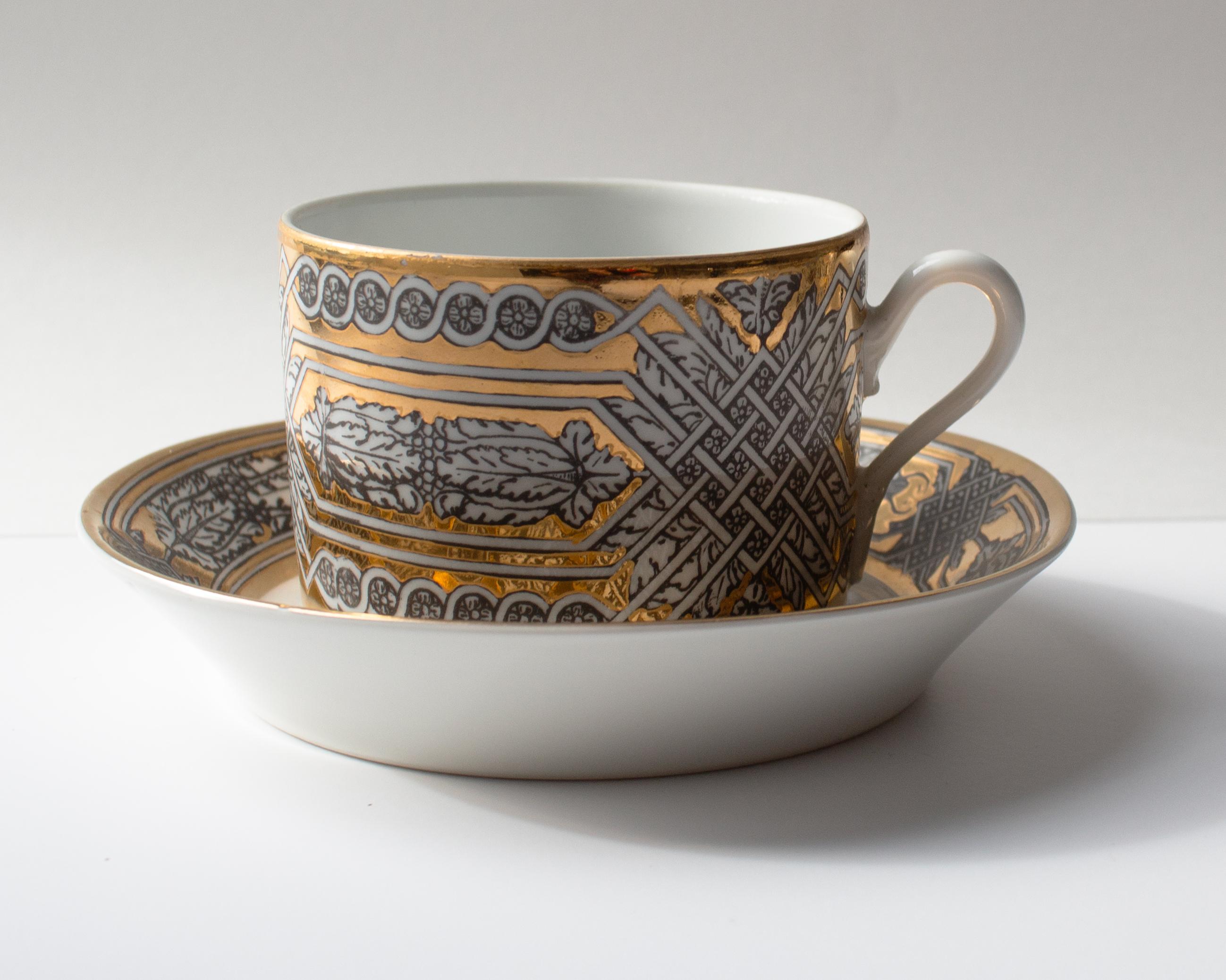 Porcelain Pair of Fornasetti “Greca” Cups and Saucers, Italy, ca. 1955 For Sale