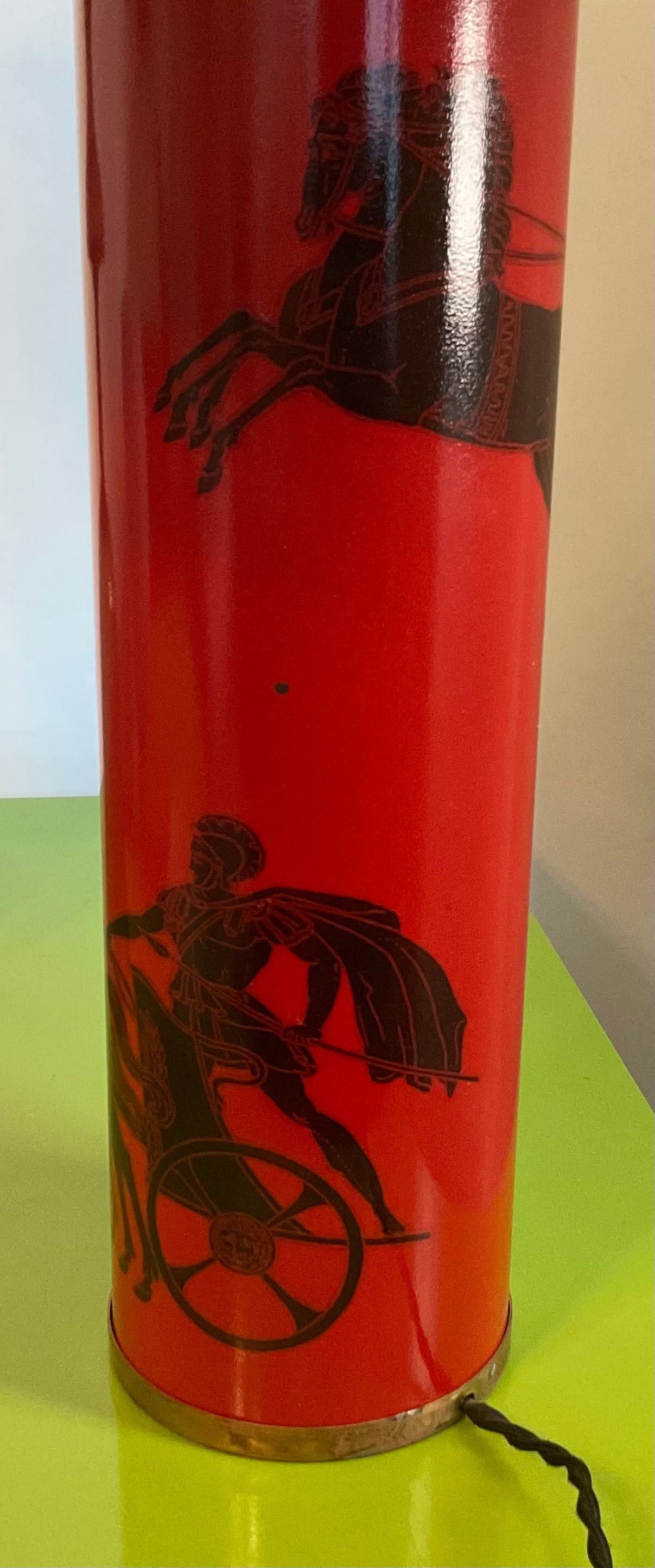 20ième siècle Paire de lampes Chariot/Baghe du guerrier rouge Fornasetti  en vente