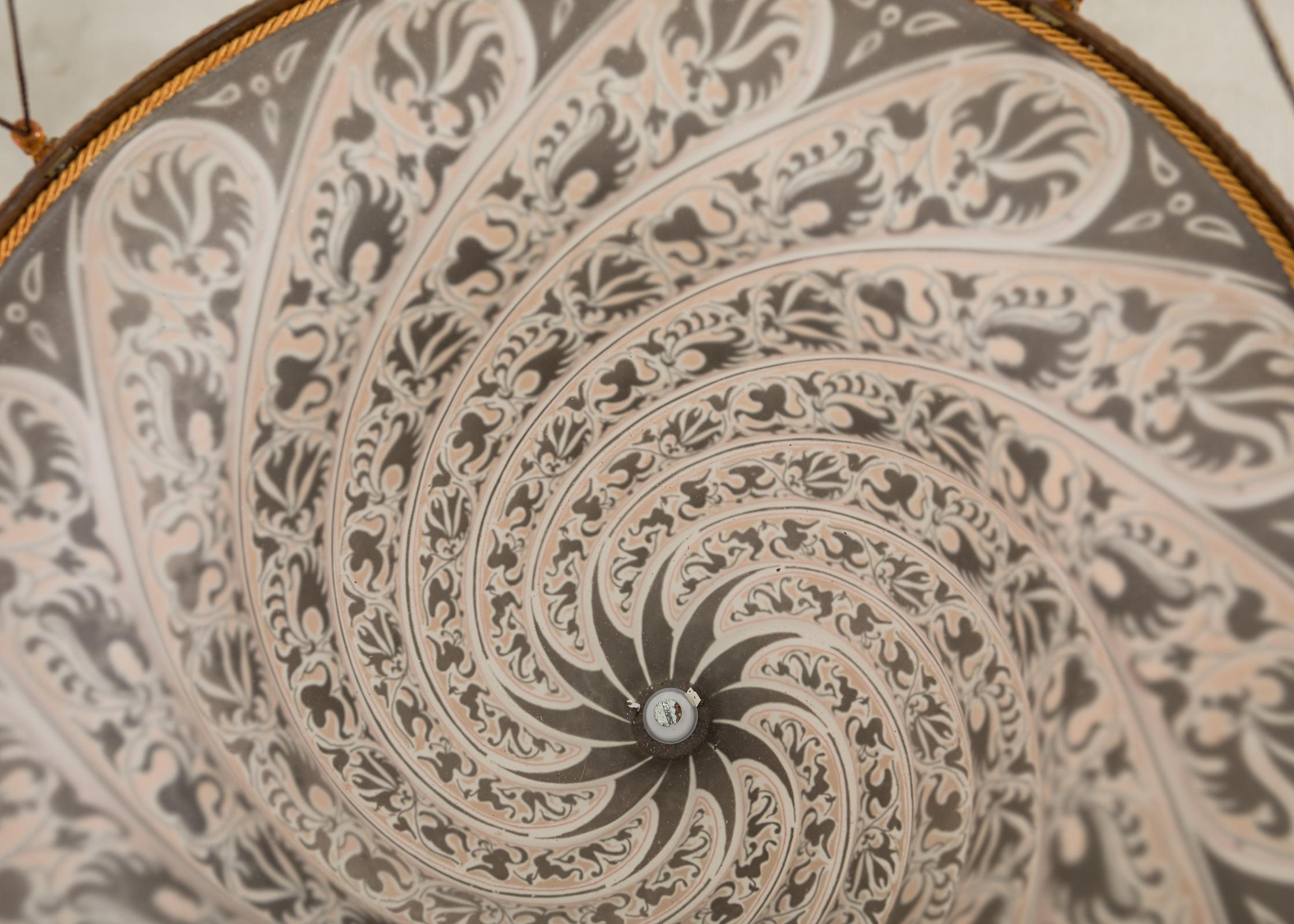 Paire d'abat-jour en verre de Samarkanda attribuée à Fortuny en vente 12