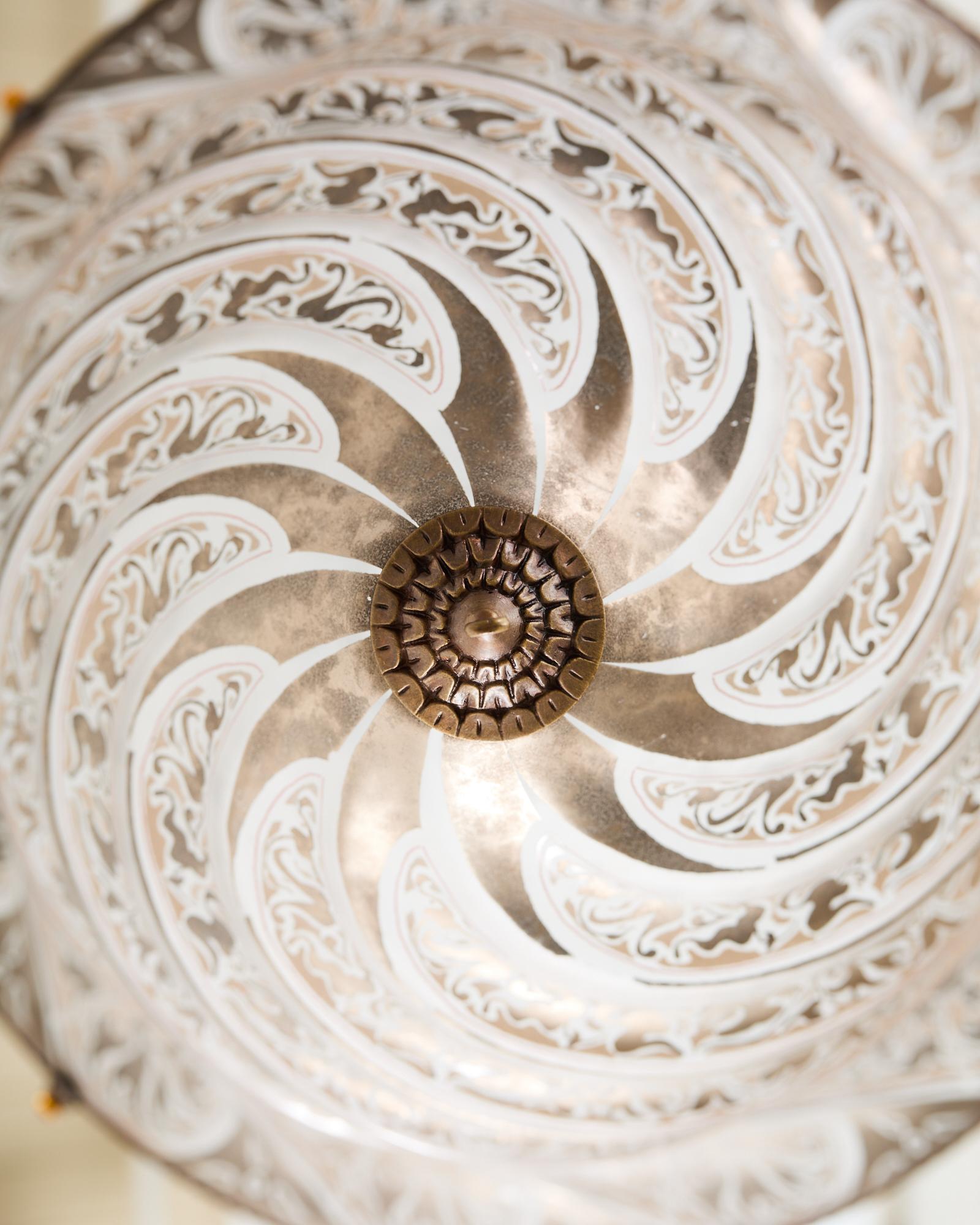 italien Paire d'abat-jour en verre de Samarkanda attribuée à Fortuny en vente