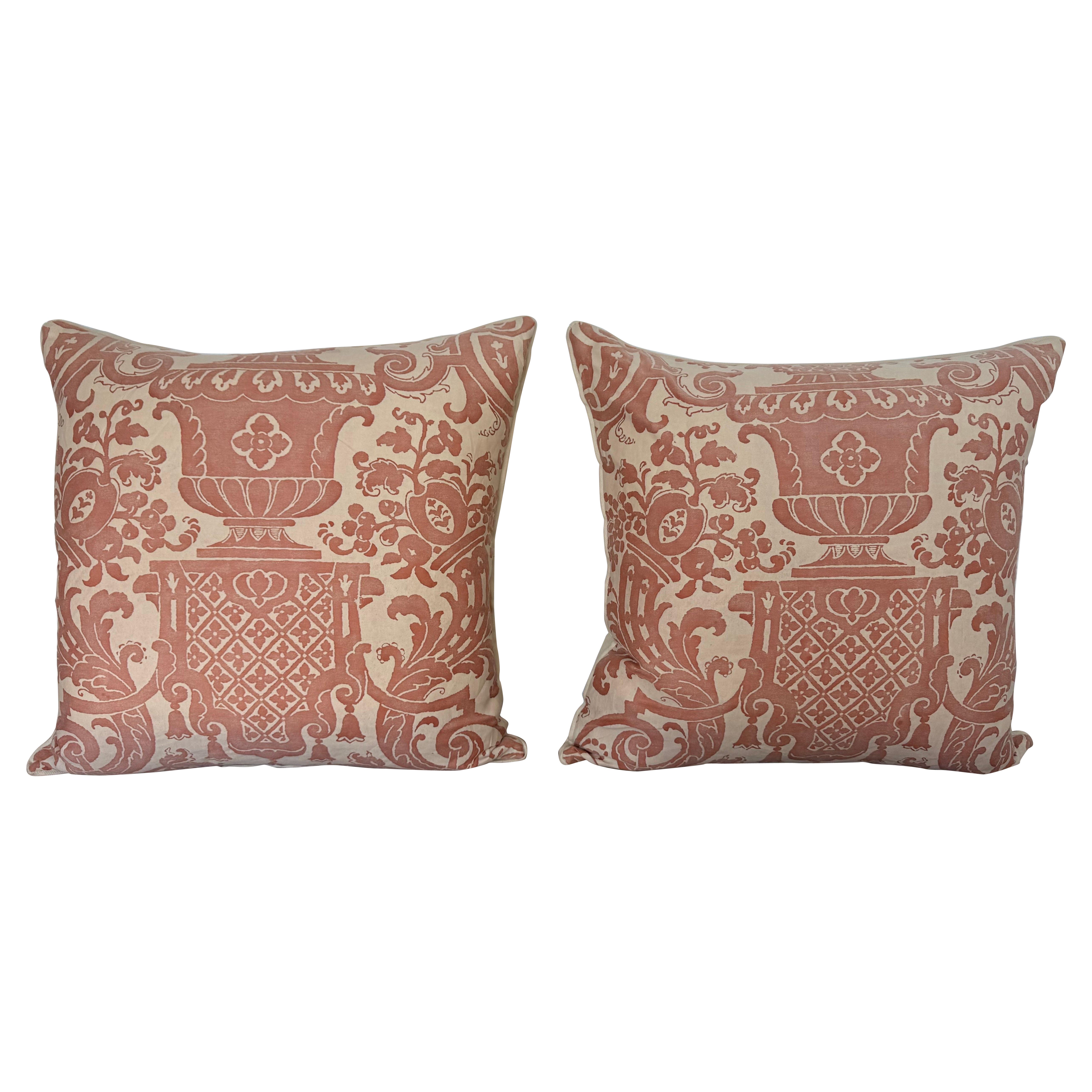 Coppia di cuscini Fortuny "Carnavalet" con retro in lino personalizzato