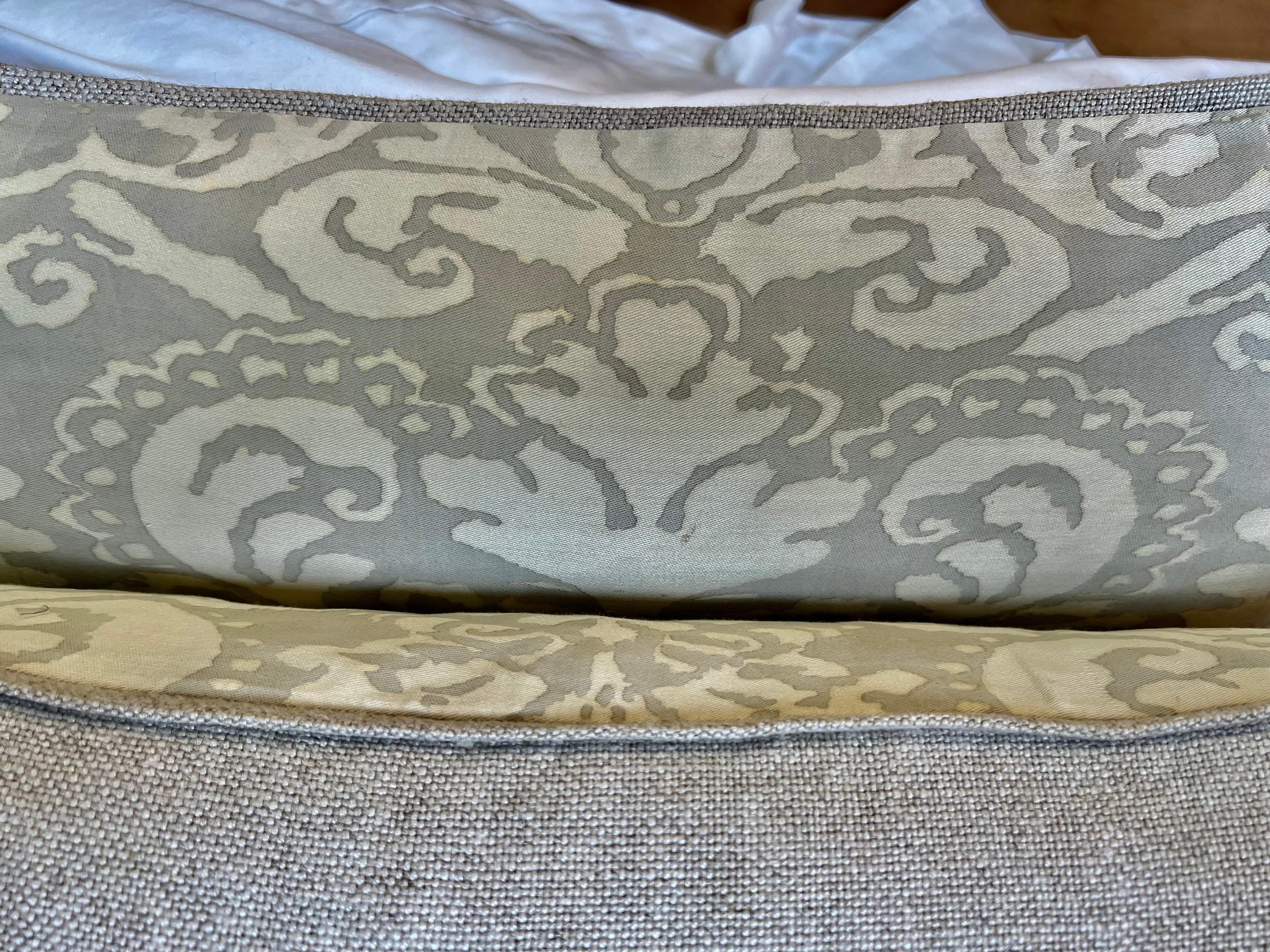 Pair of Fortuny Corona Patterned Pillows For Sale 5