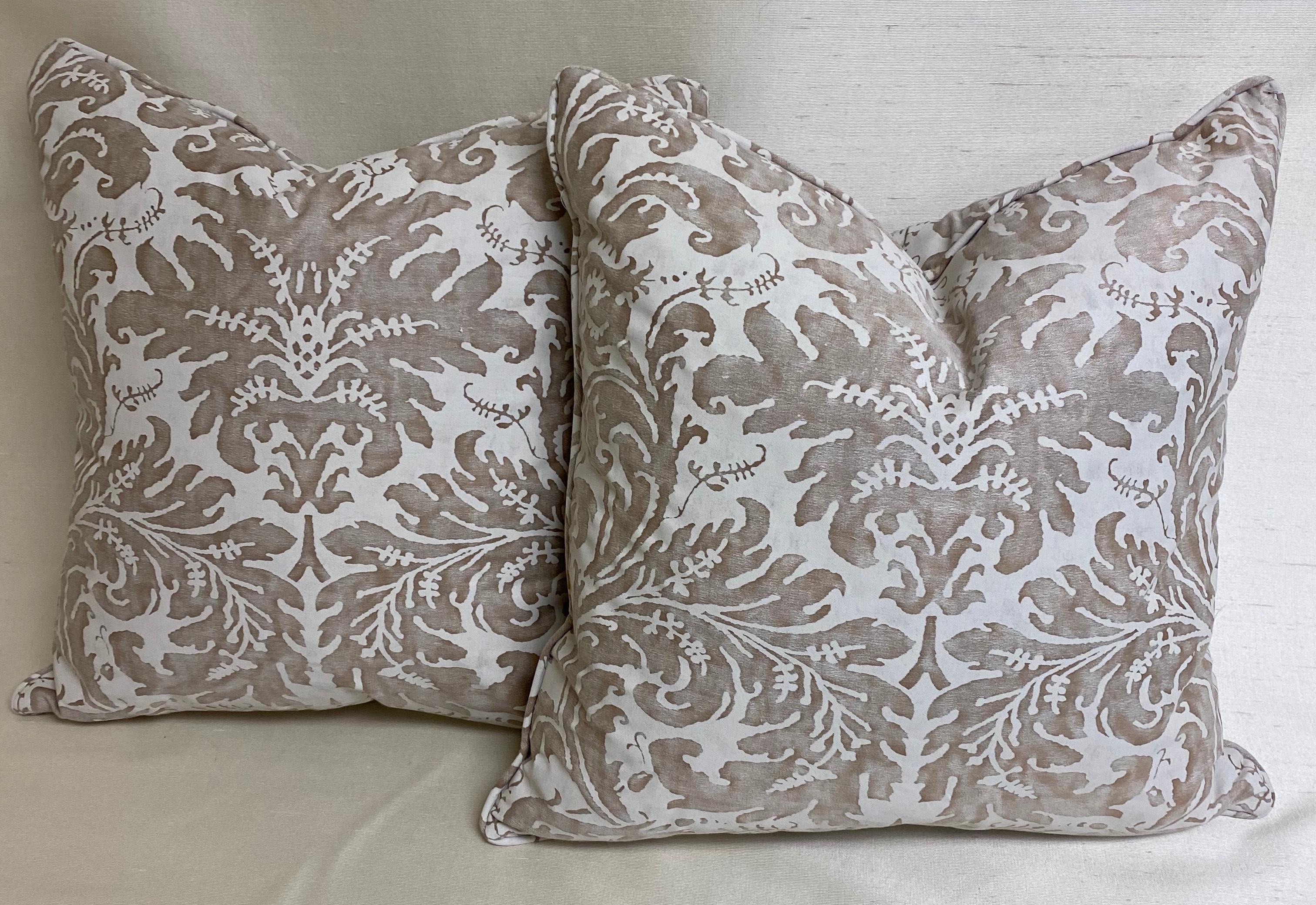 Italian Pair of Fortuny Cushions in Silvery-Taupe and White in the 