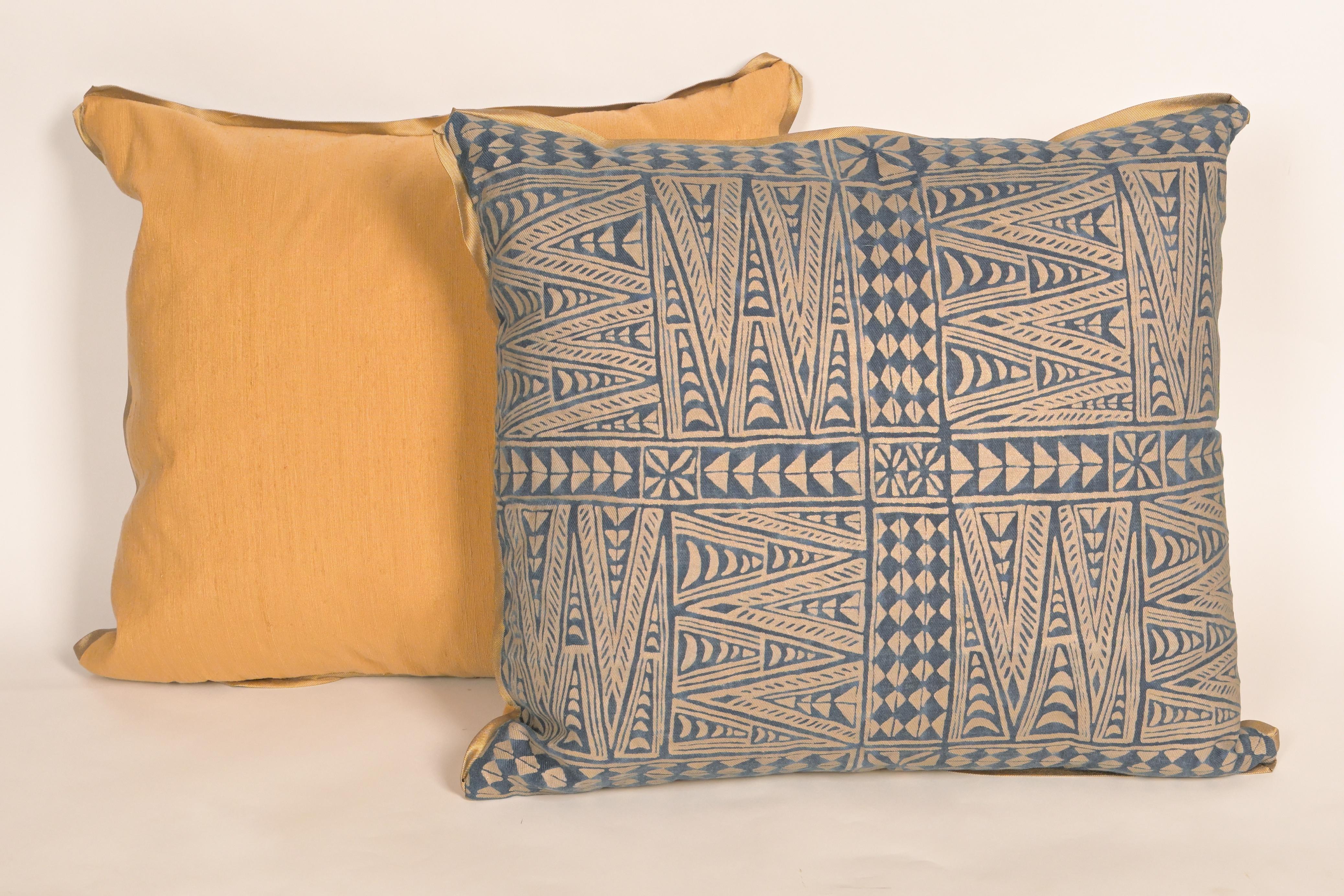 Contemporary Pair of Fortuny Cushions with Rare Melilla Pattern by David Duncan Studio For Sale