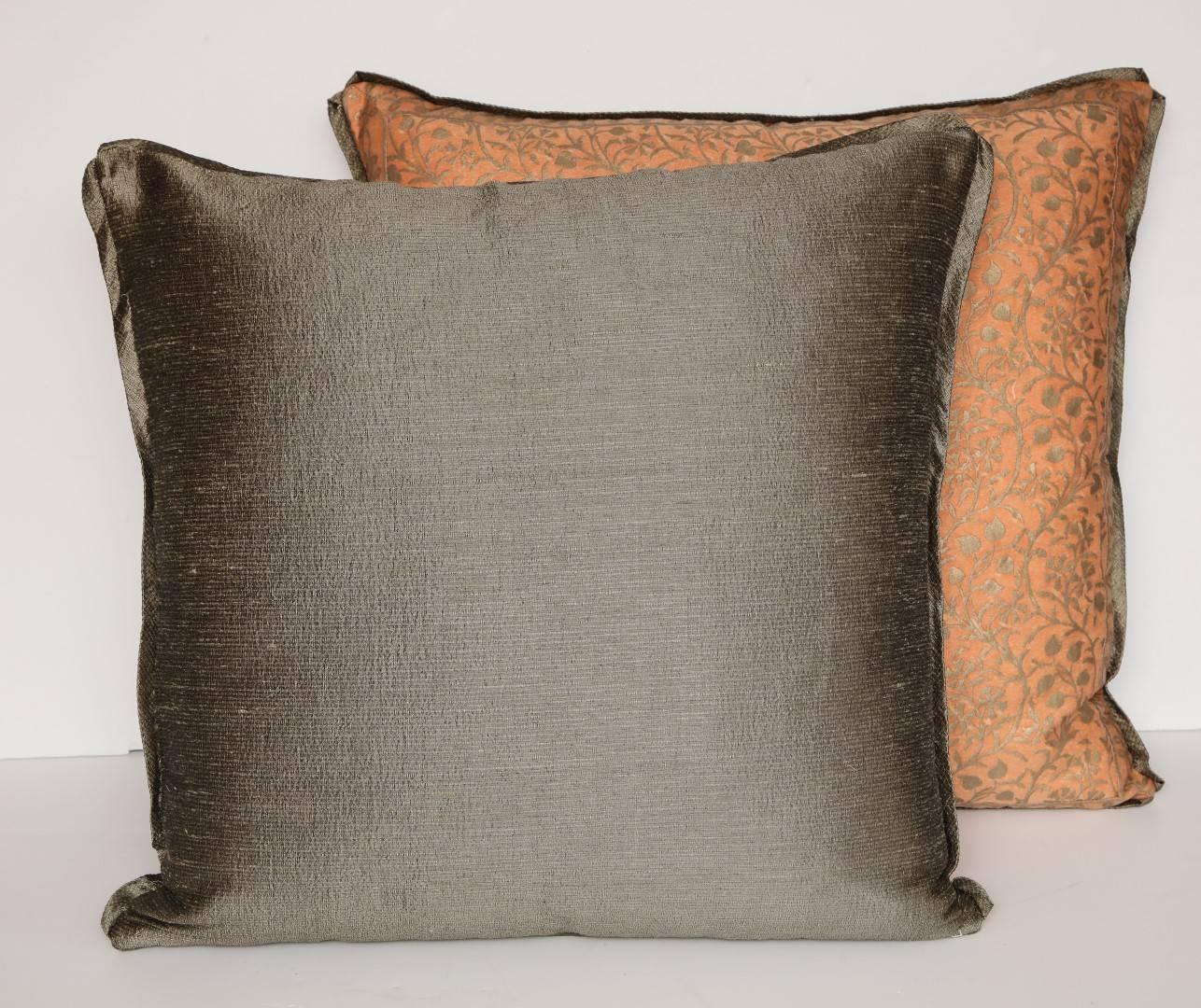 Contemporary Pair of Fortuny Fabric Cushions in the Granada Pattern For Sale