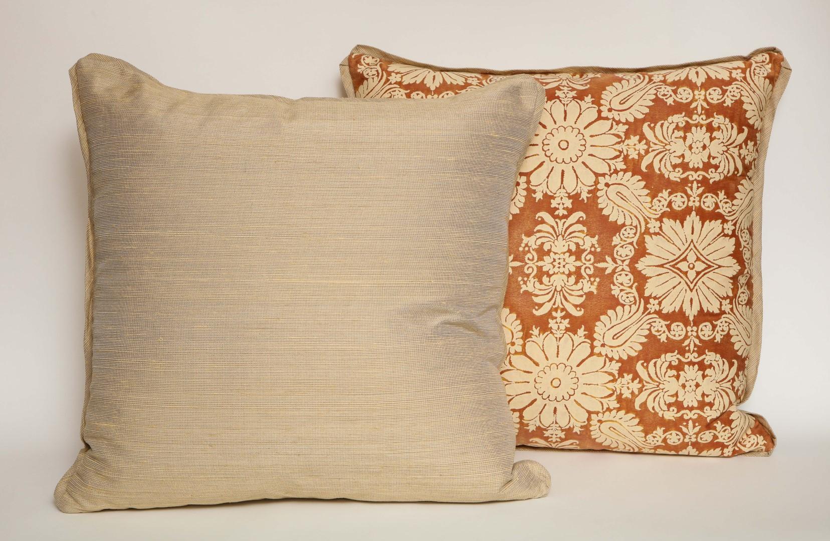 Pair of Fortuny Fabric Cushions in the Impero Pattern 1