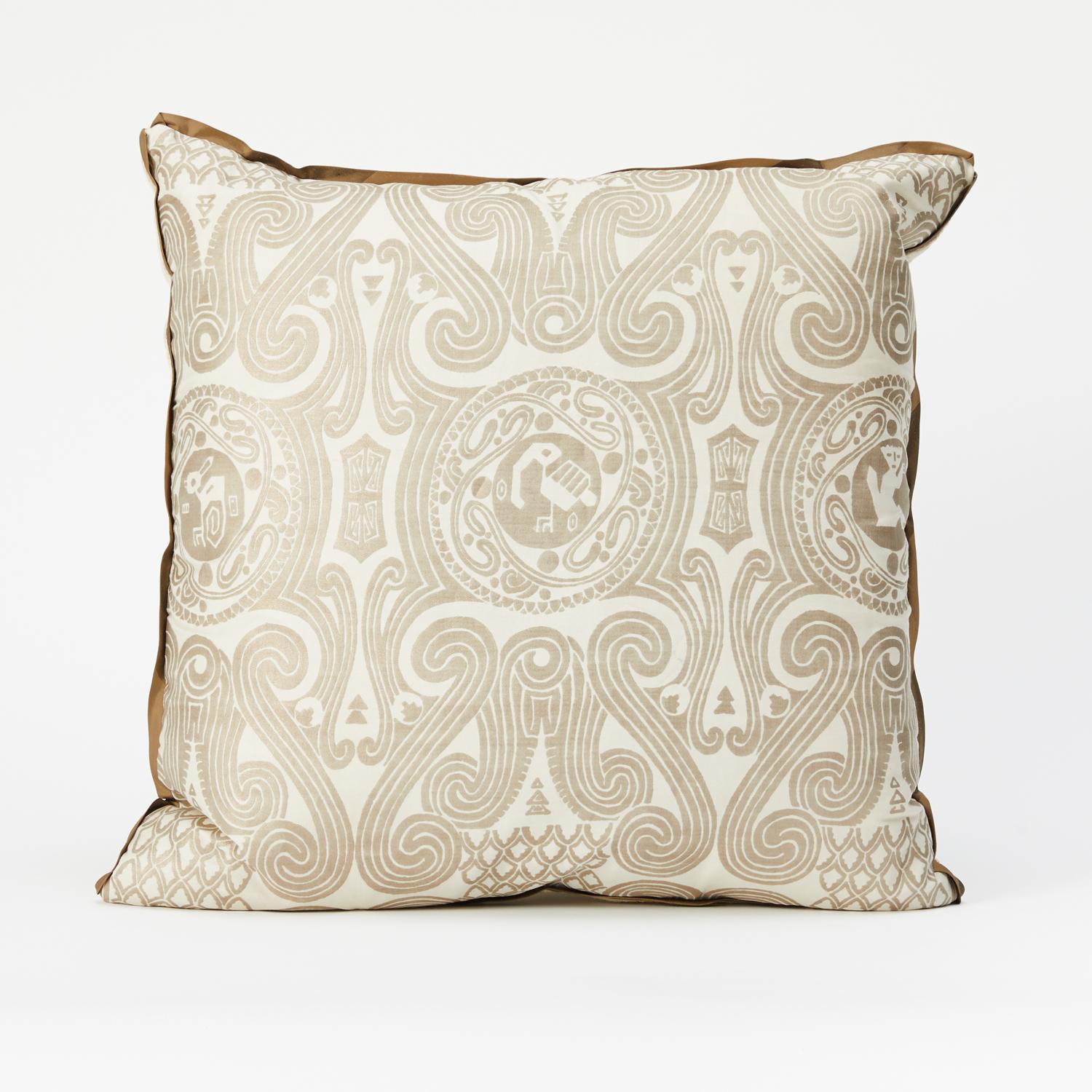 A pair of Fortuny fabric cushions in the Peruviano Inca pattern, with lovely cream and silver color way. Featuring a silk bias edging and backing with cream colored woven fabric.

50 down/50 feather insert. Newly made using Fortuny fabric.