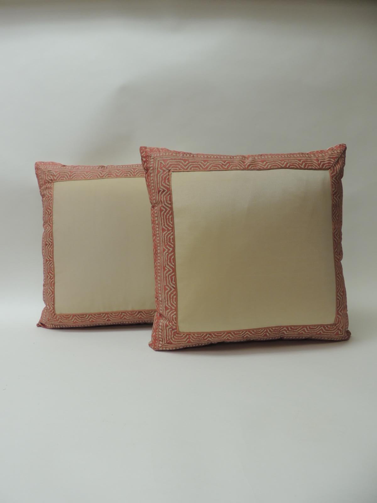 Pair of Fortuny pillows in 