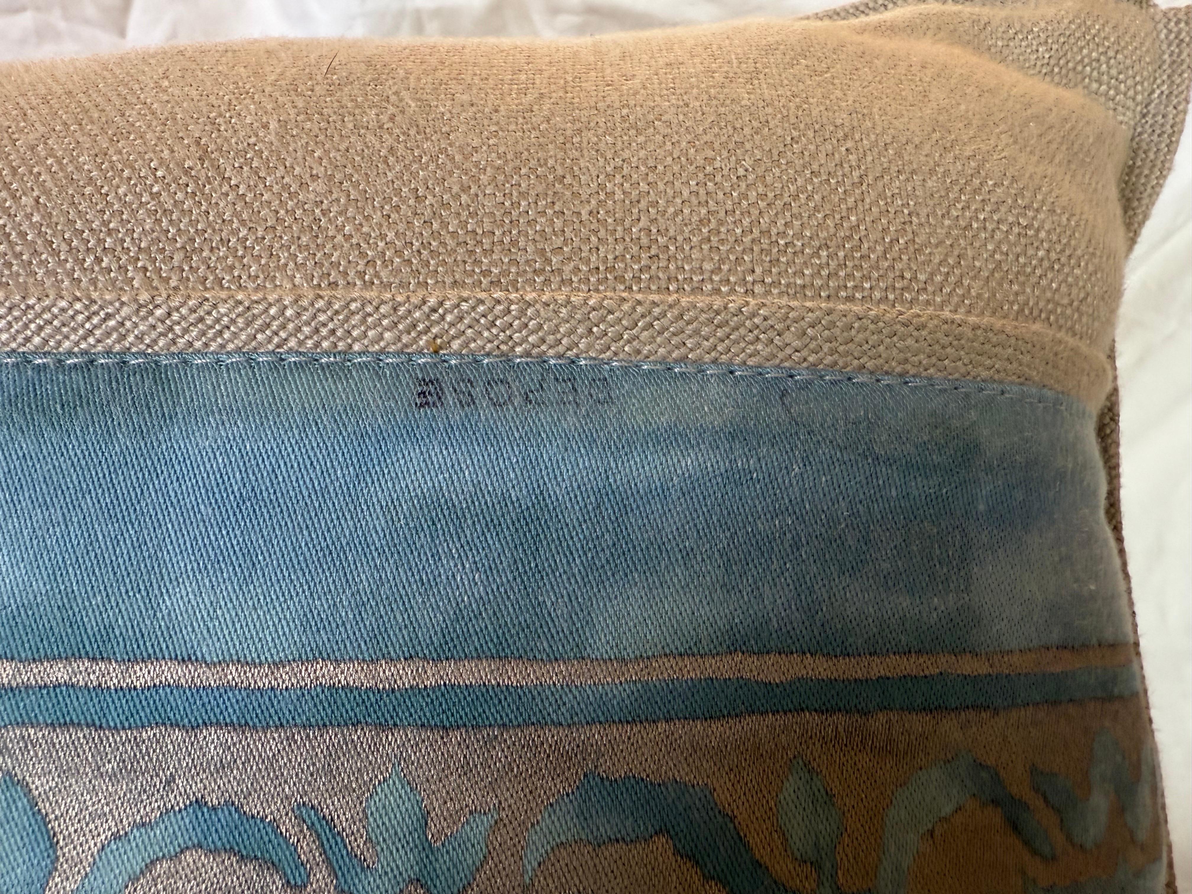 Pair of Fortuny Textile Pillows In Excellent Condition In Los Angeles, CA