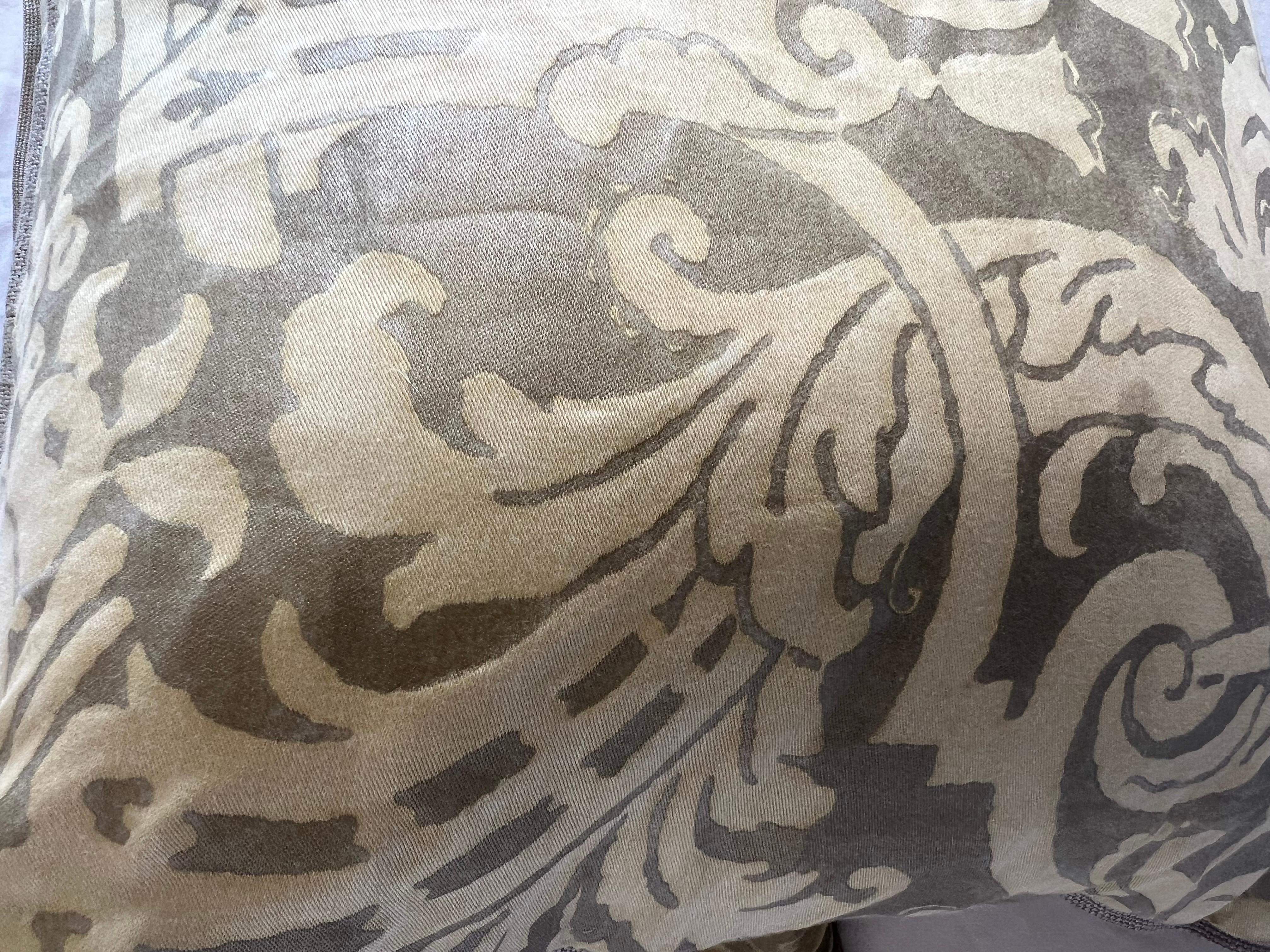 Italian Pair of Fortuny Textile Pillows For Sale