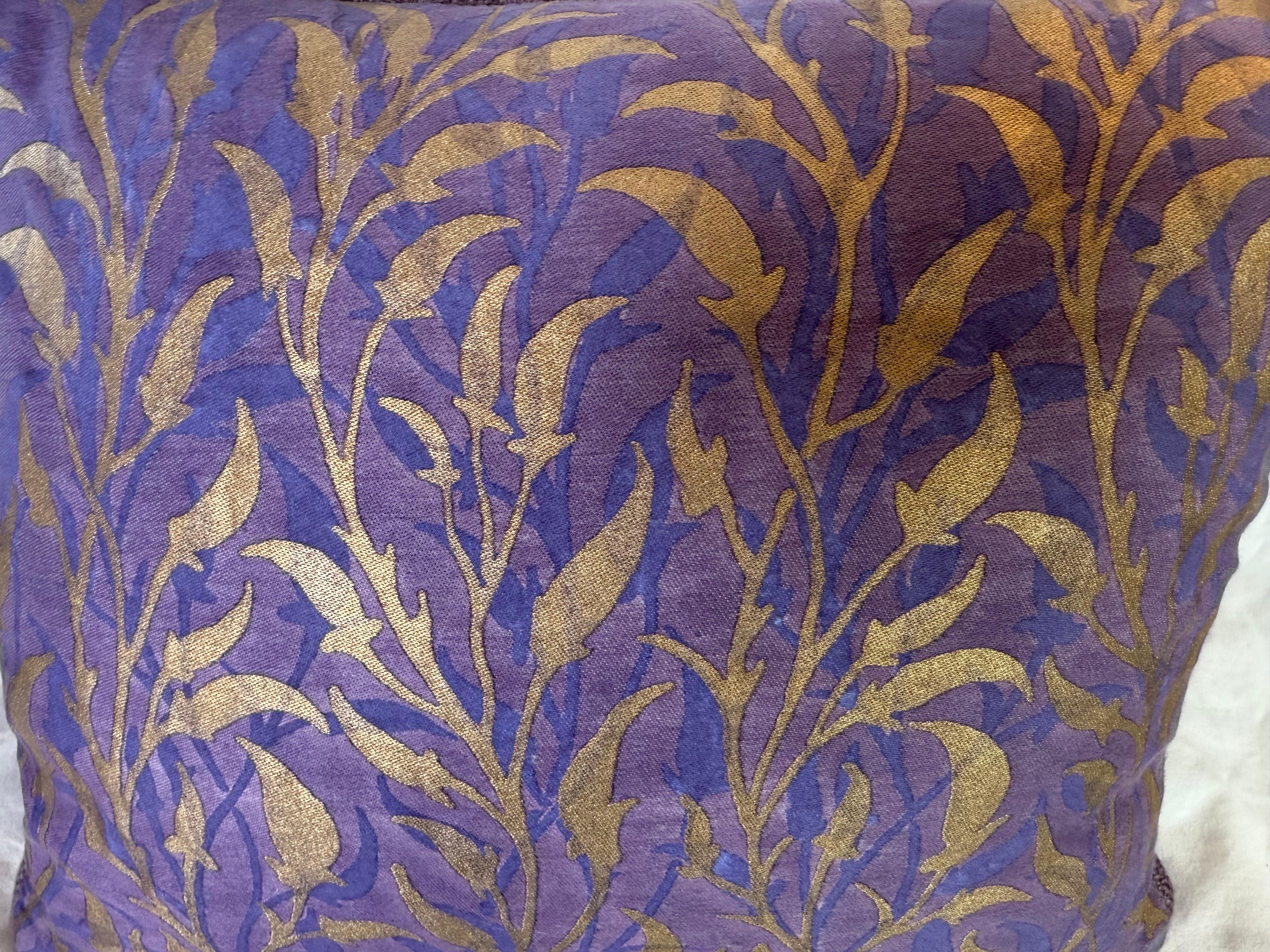 Pareja de almohadas textiles Fortuny Italiano en venta