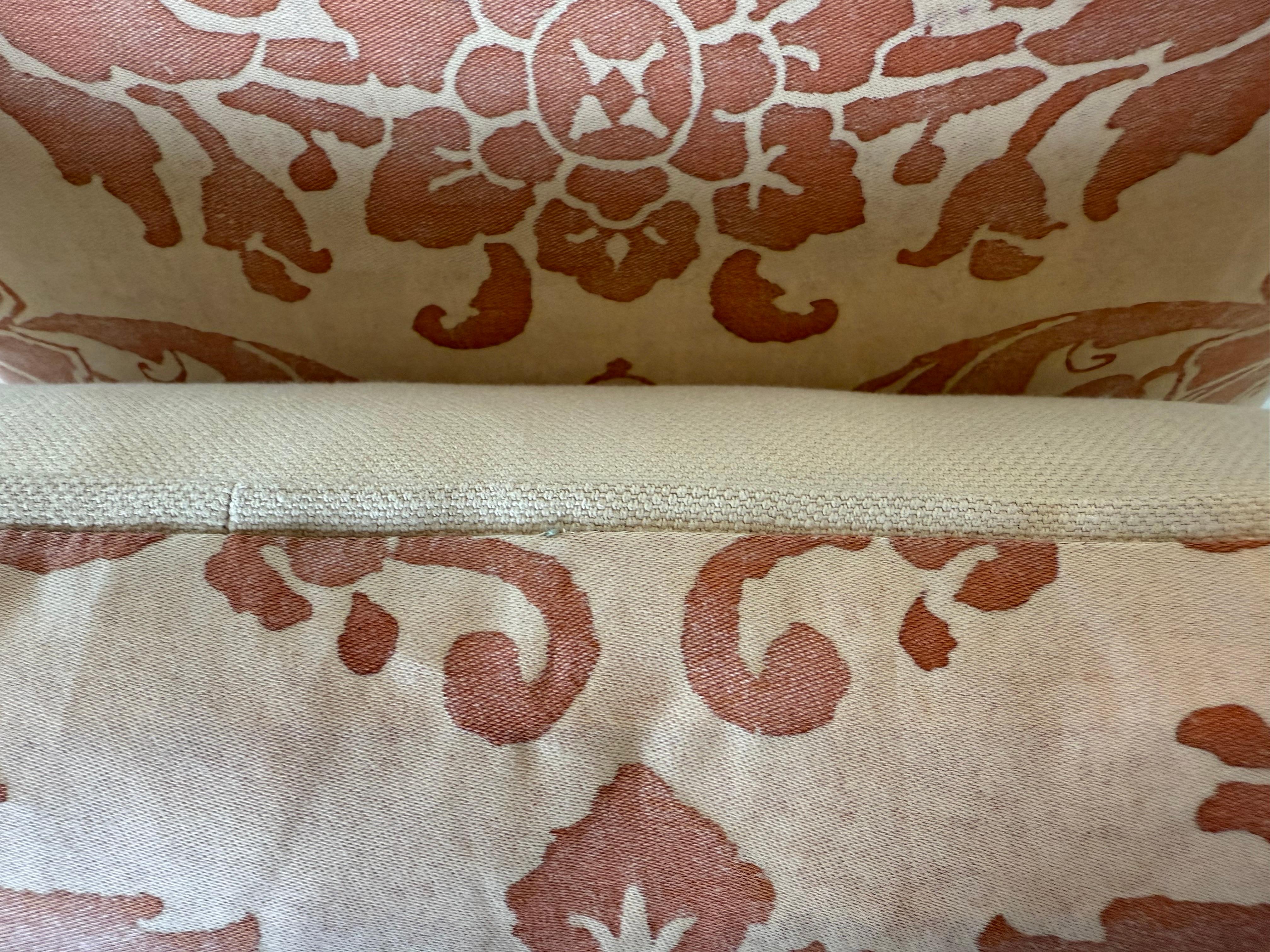 Coppia di cuscini in tessuto Fortuny In condizioni Nuovo in vendita a Los Angeles, CA